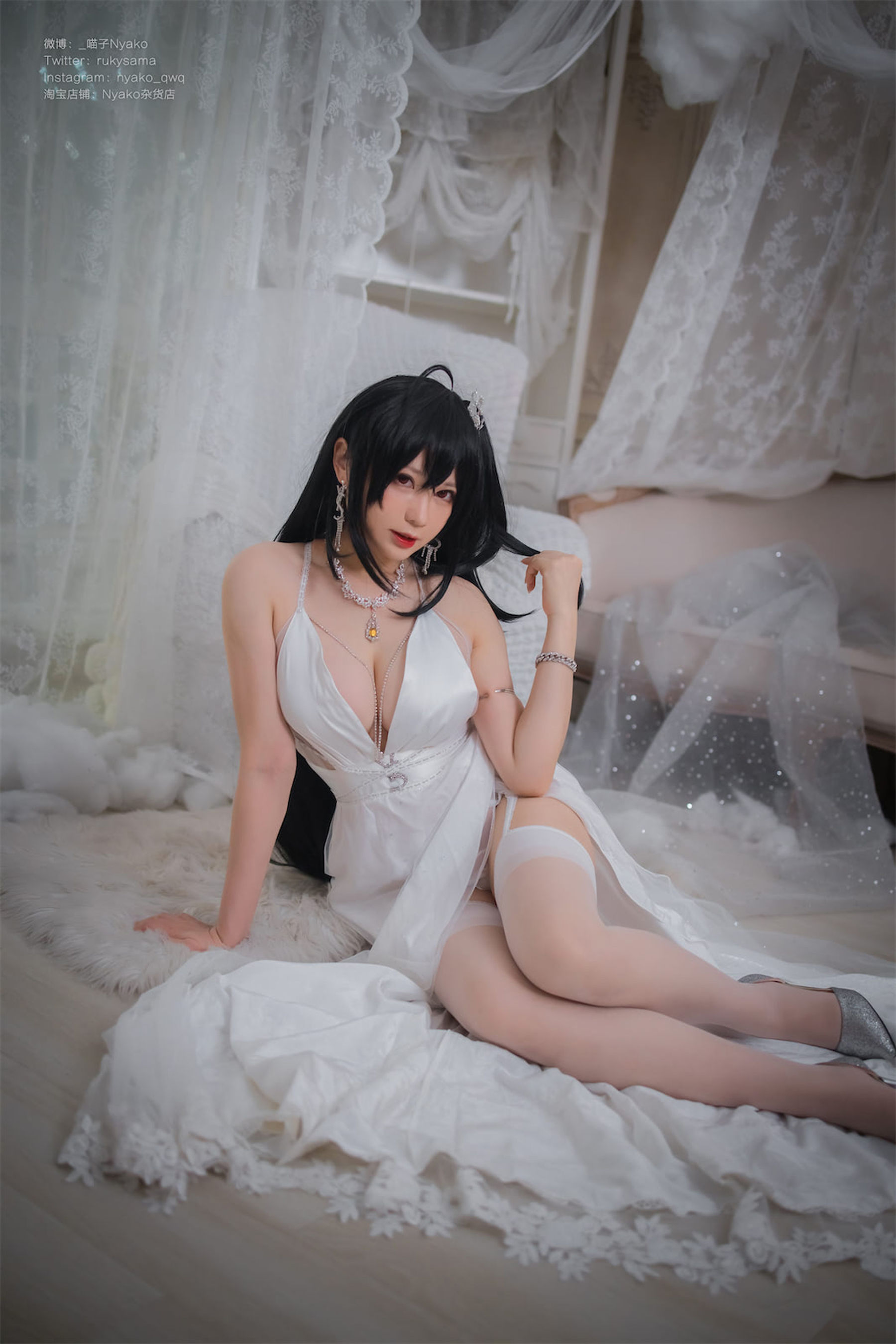 [福利COS] 萌妹子Nyako喵子 - 大凤纯白婚纱