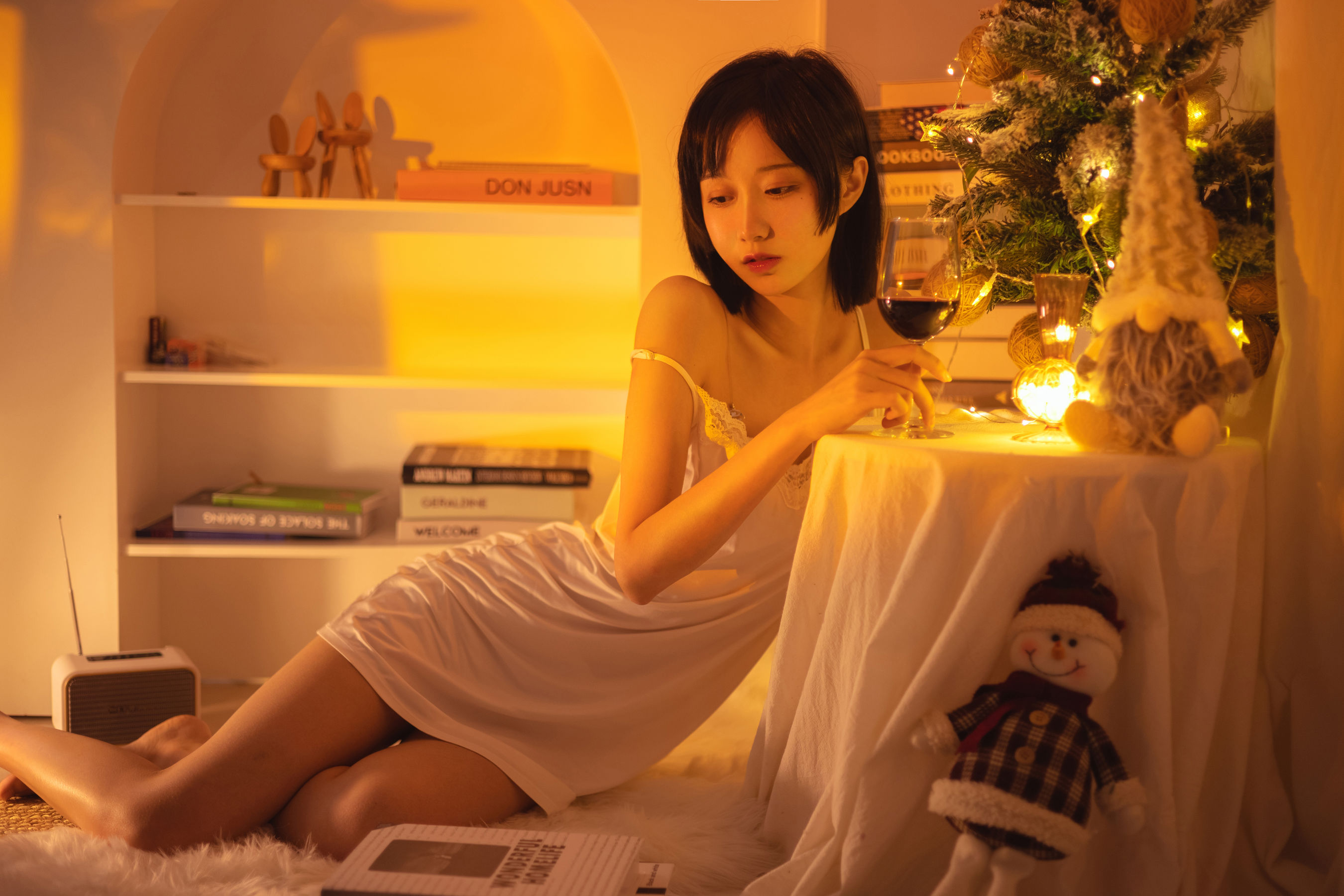 [福利COS] 萌系小姐姐木绵绵OwO - 红酒好喝