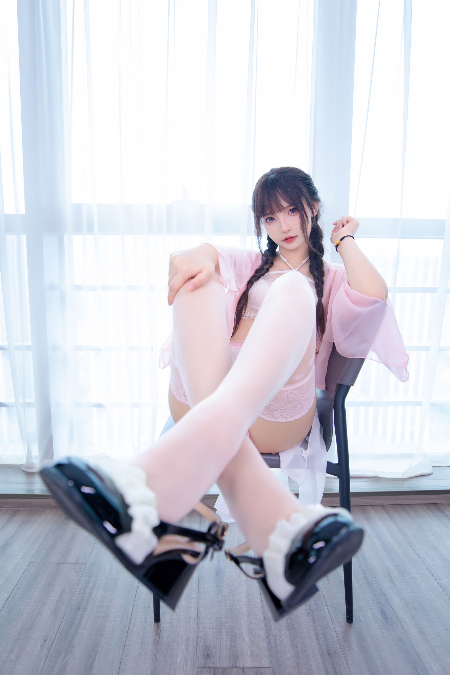 [福利COS] 萝莉神楽板真冬 之桃花潭水