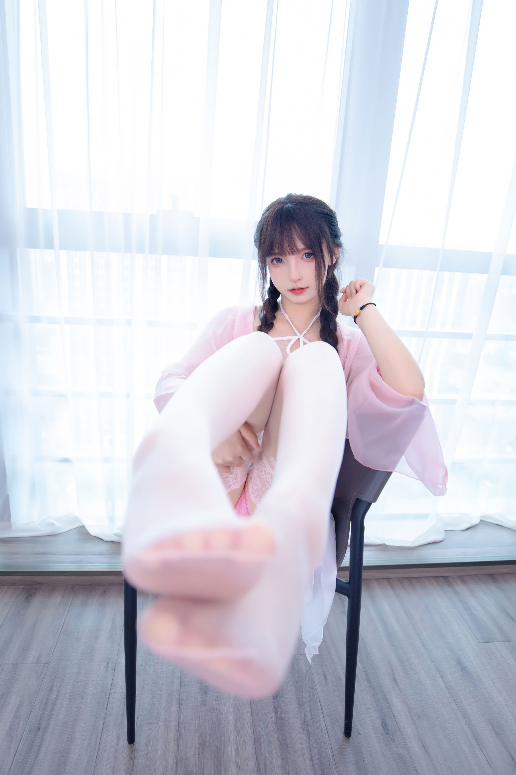[福利COS] 萝莉神楽板真冬 之桃花潭水