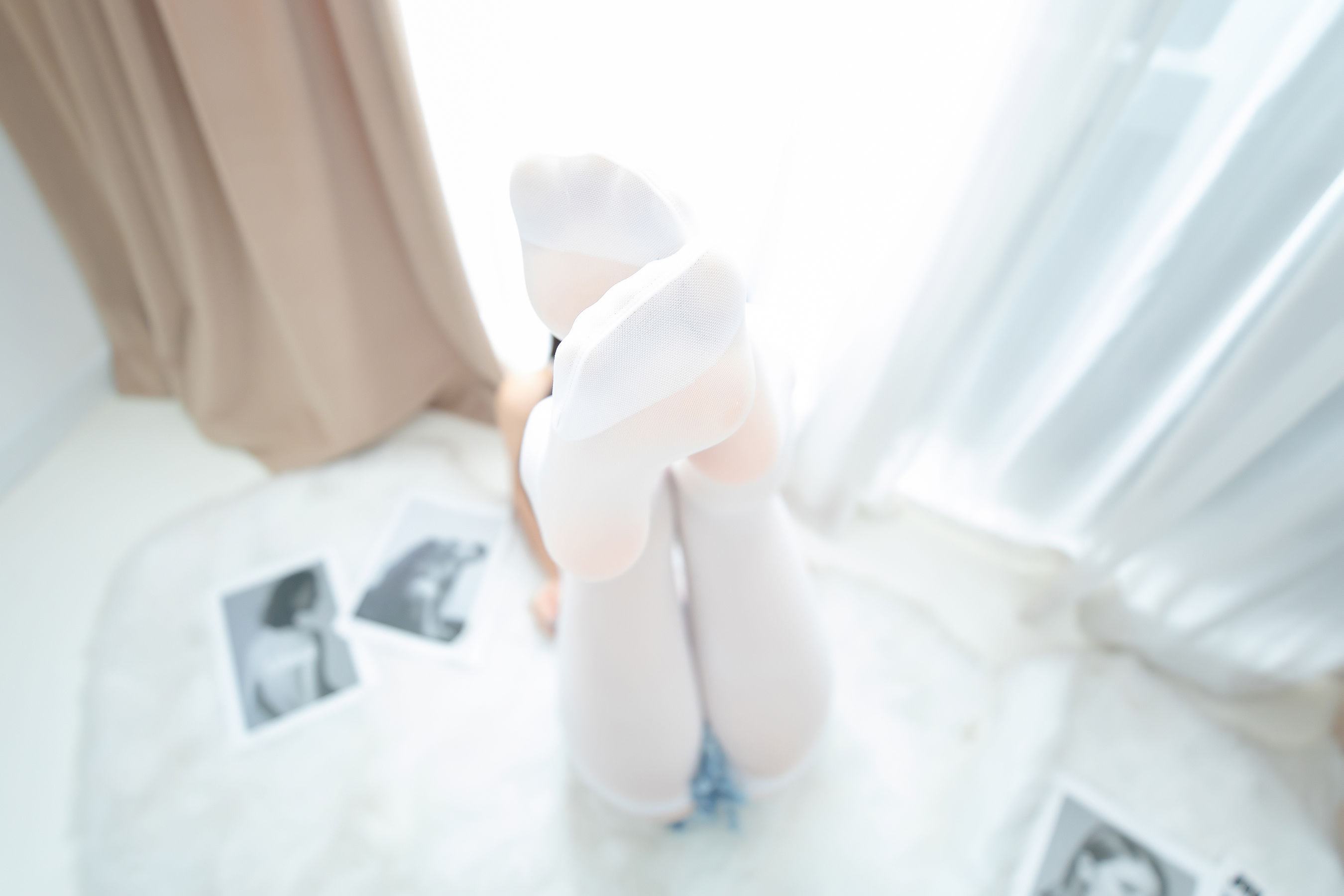 [福利COS] 萝莉神楽板真冬 之牛仔兔兔