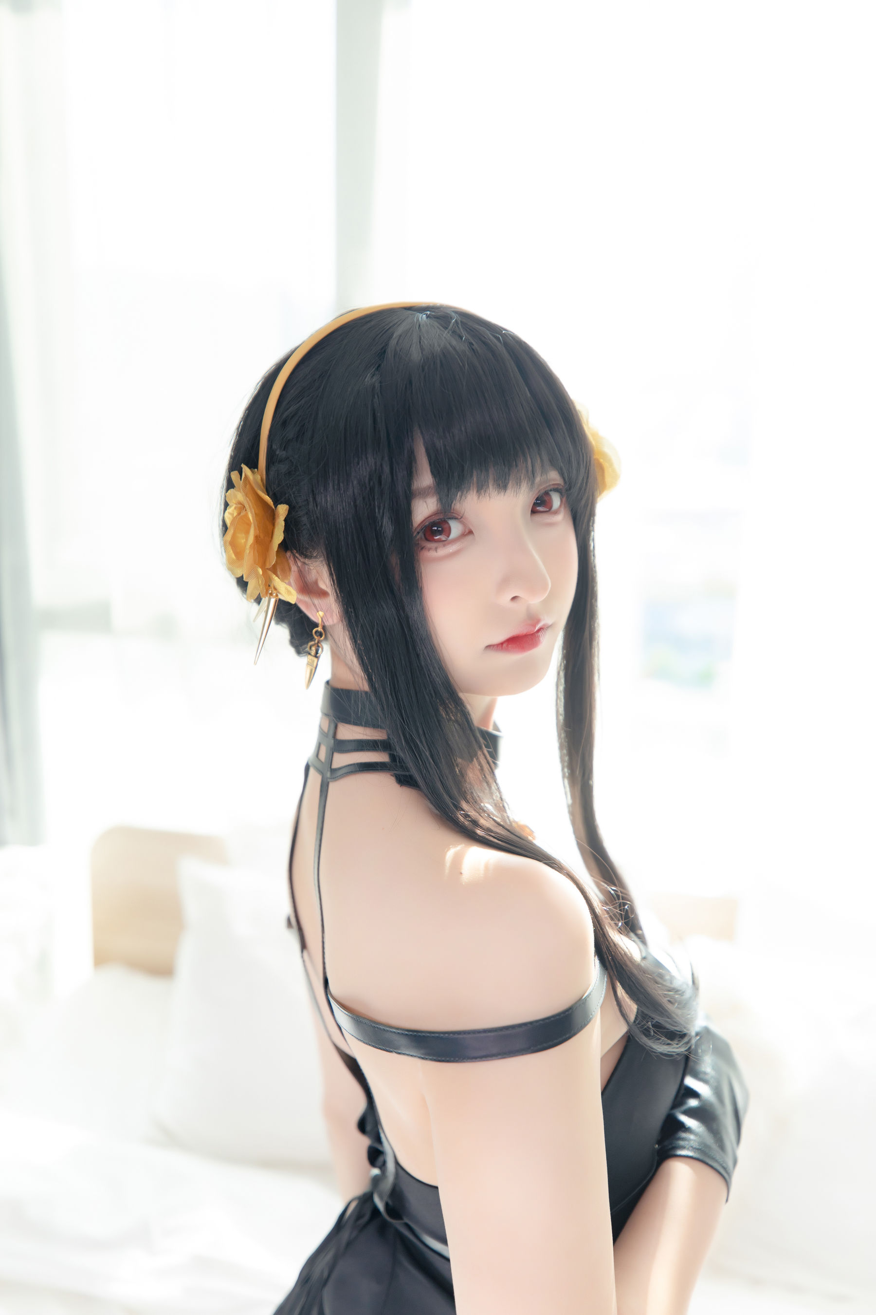 [福利COS] 萝莉神楽板真冬 之约尔太太