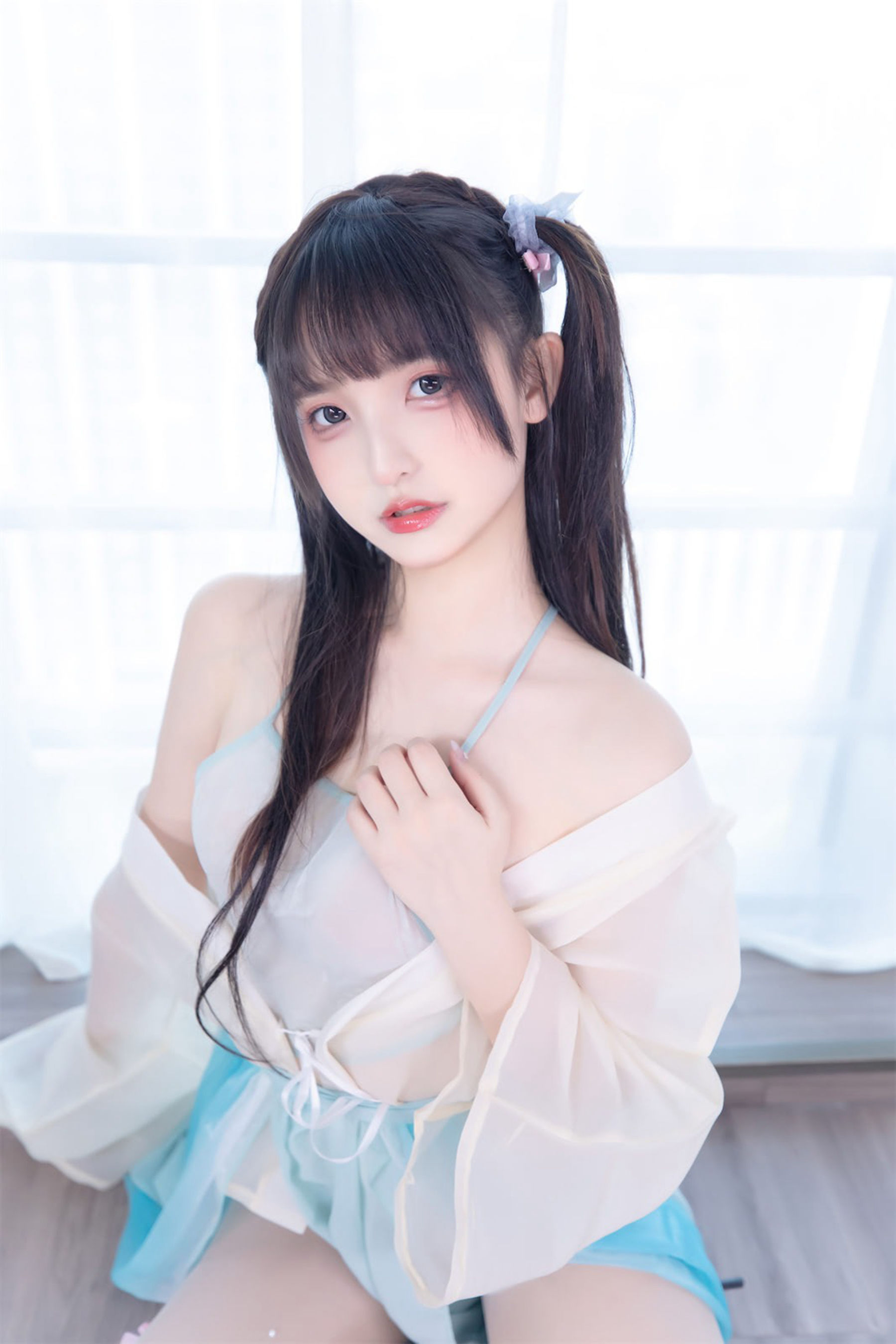 [福利COS] 萝莉神楽板真冬 之醉梦星河