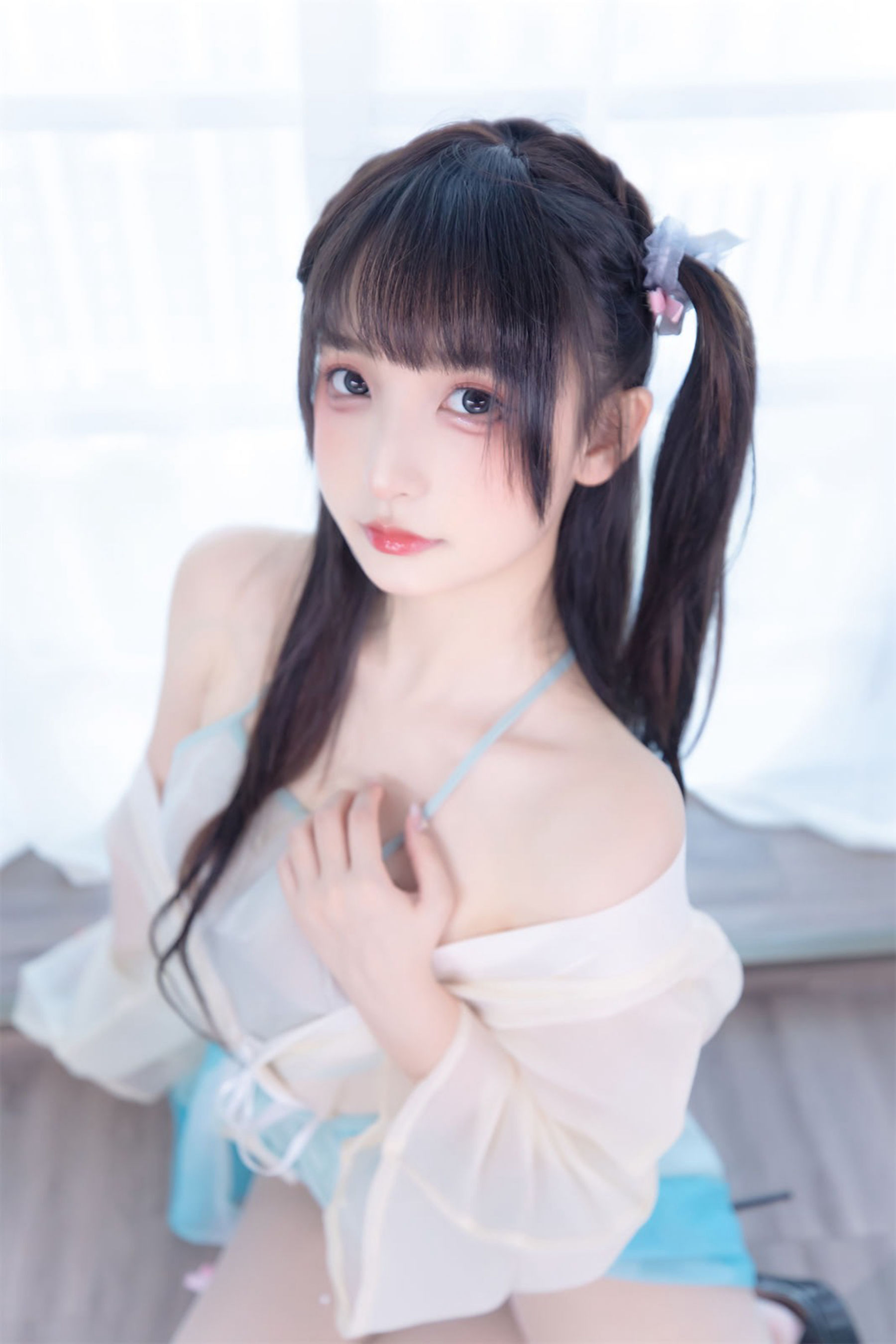 [福利COS] 萝莉神楽板真冬 之醉梦星河