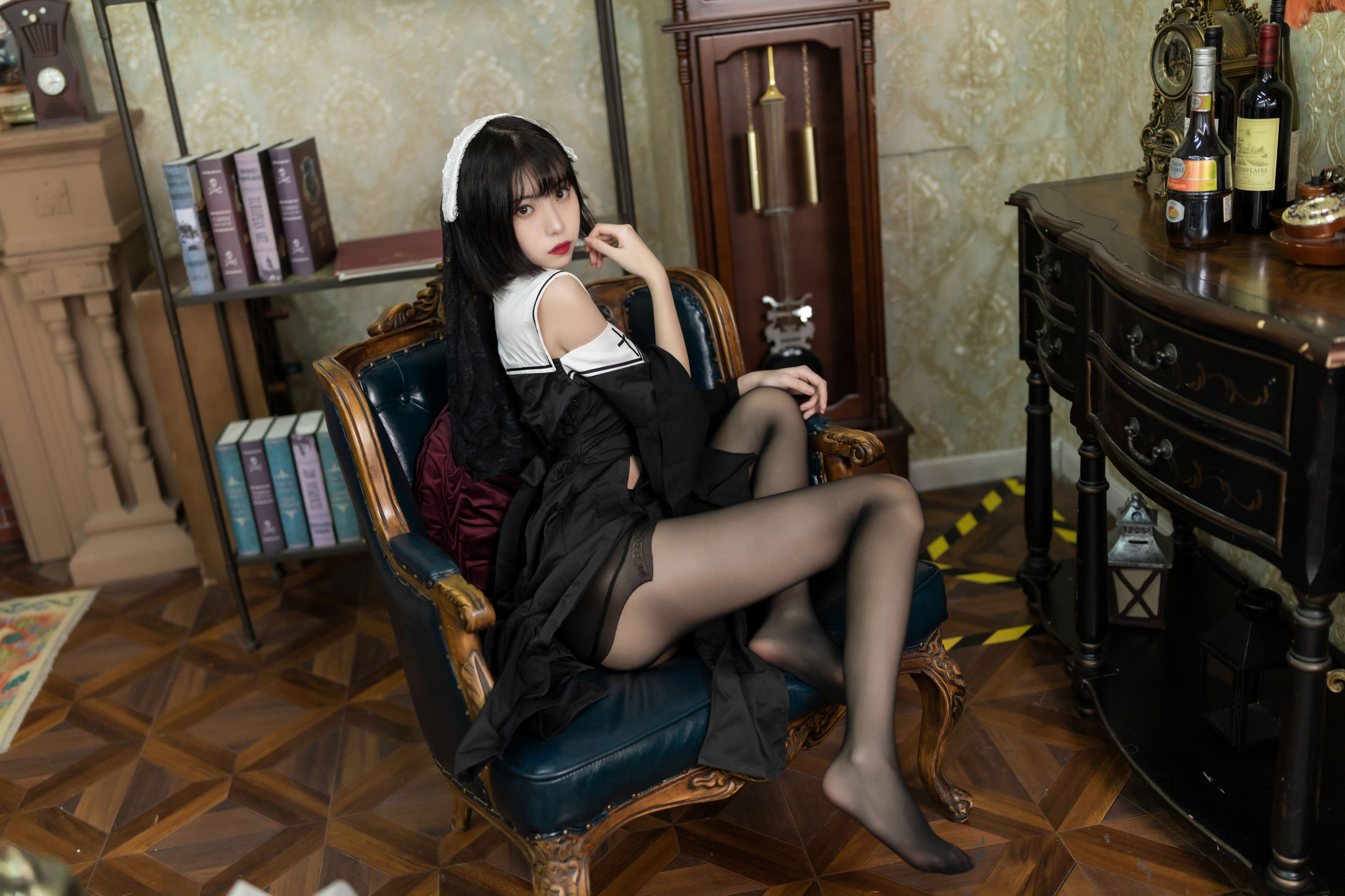 [福利COS] 许岚(叁月life) - 暗黑修女