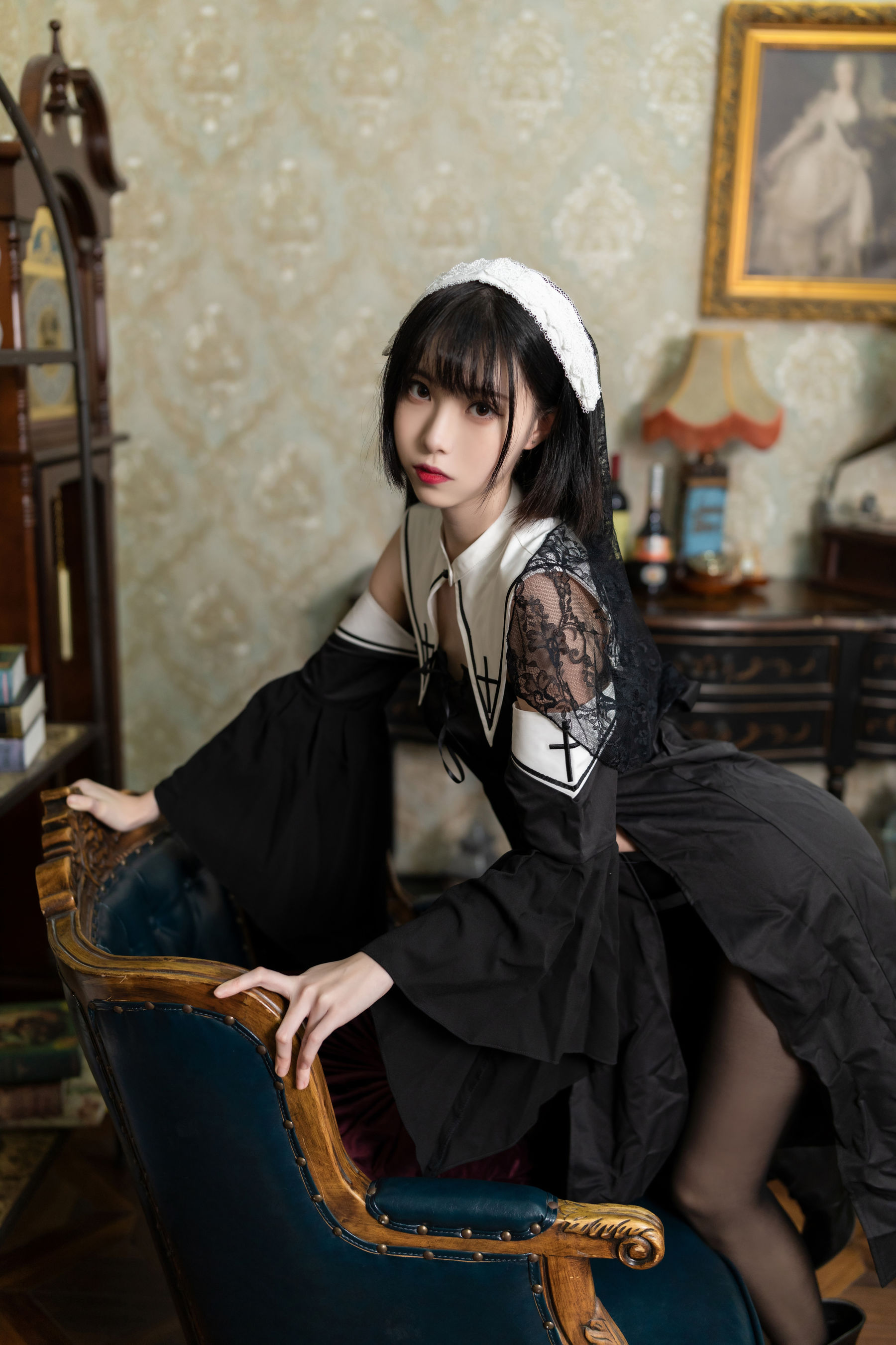 [福利COS] 许岚(叁月life) - 暗黑修女