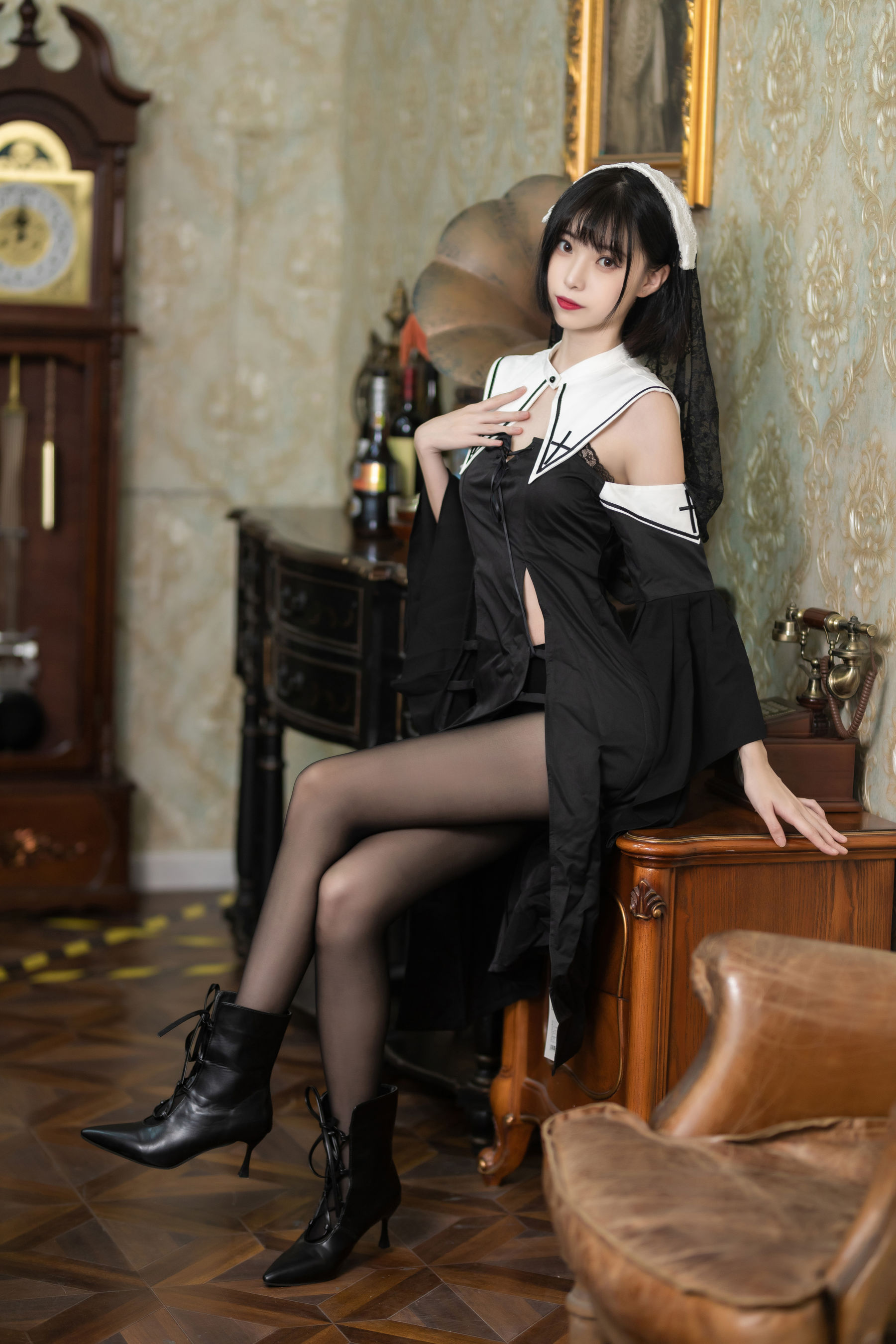 [福利COS] 许岚(叁月life) - 暗黑修女