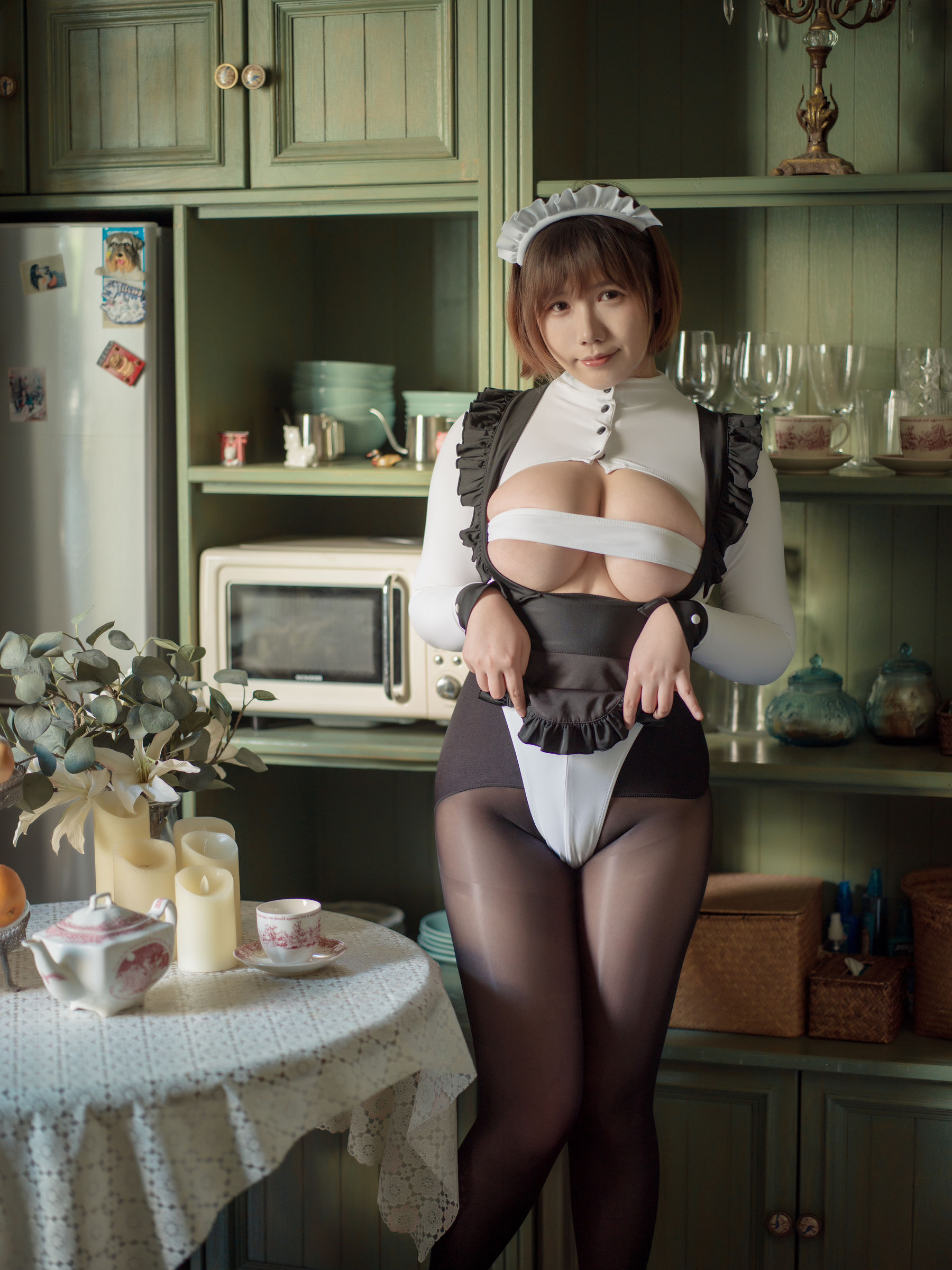 [福利COS] 麻花麻花酱 - 女仆系列