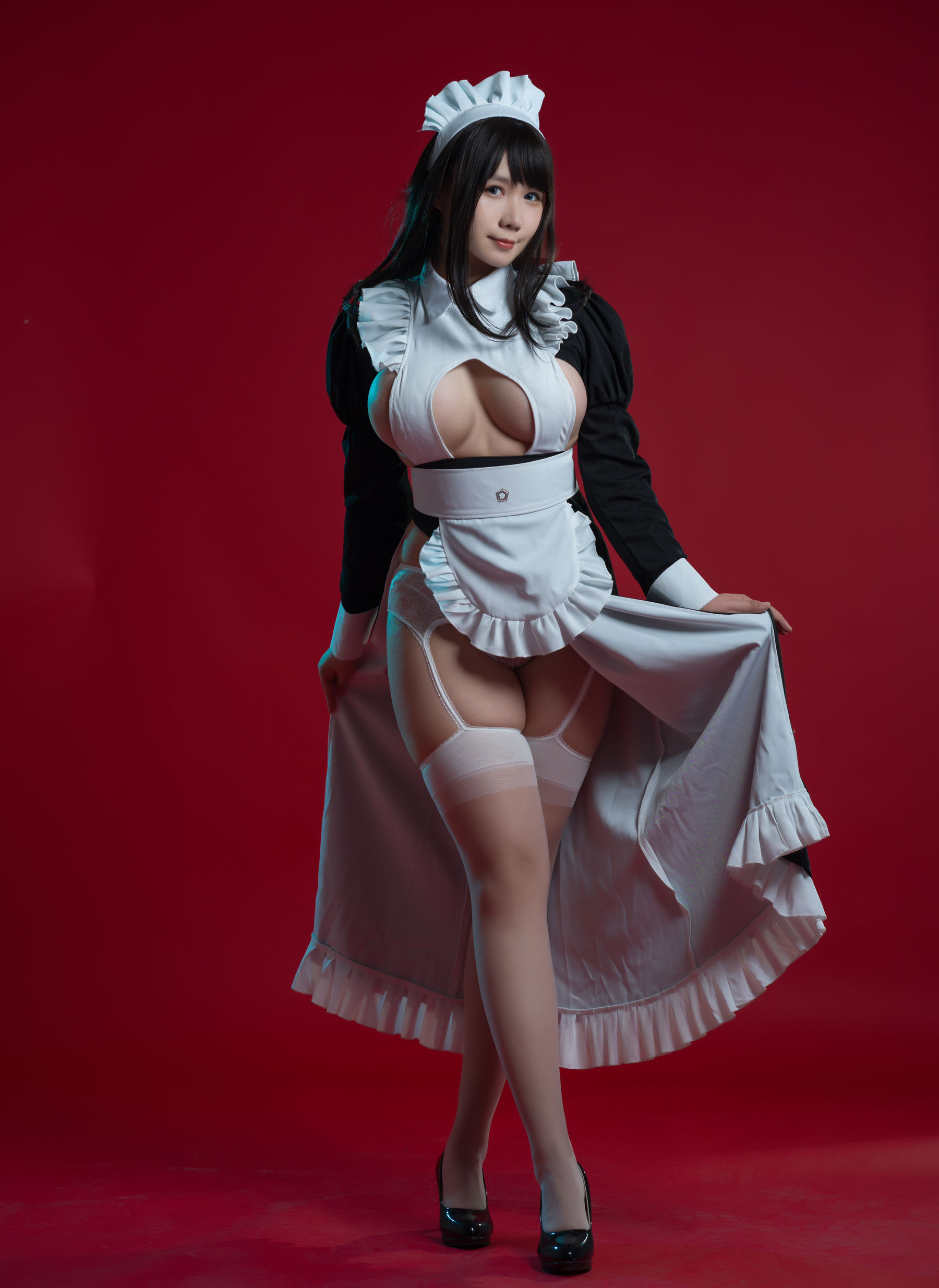 [福利COS] 麻花麻花酱 - 女仆系列