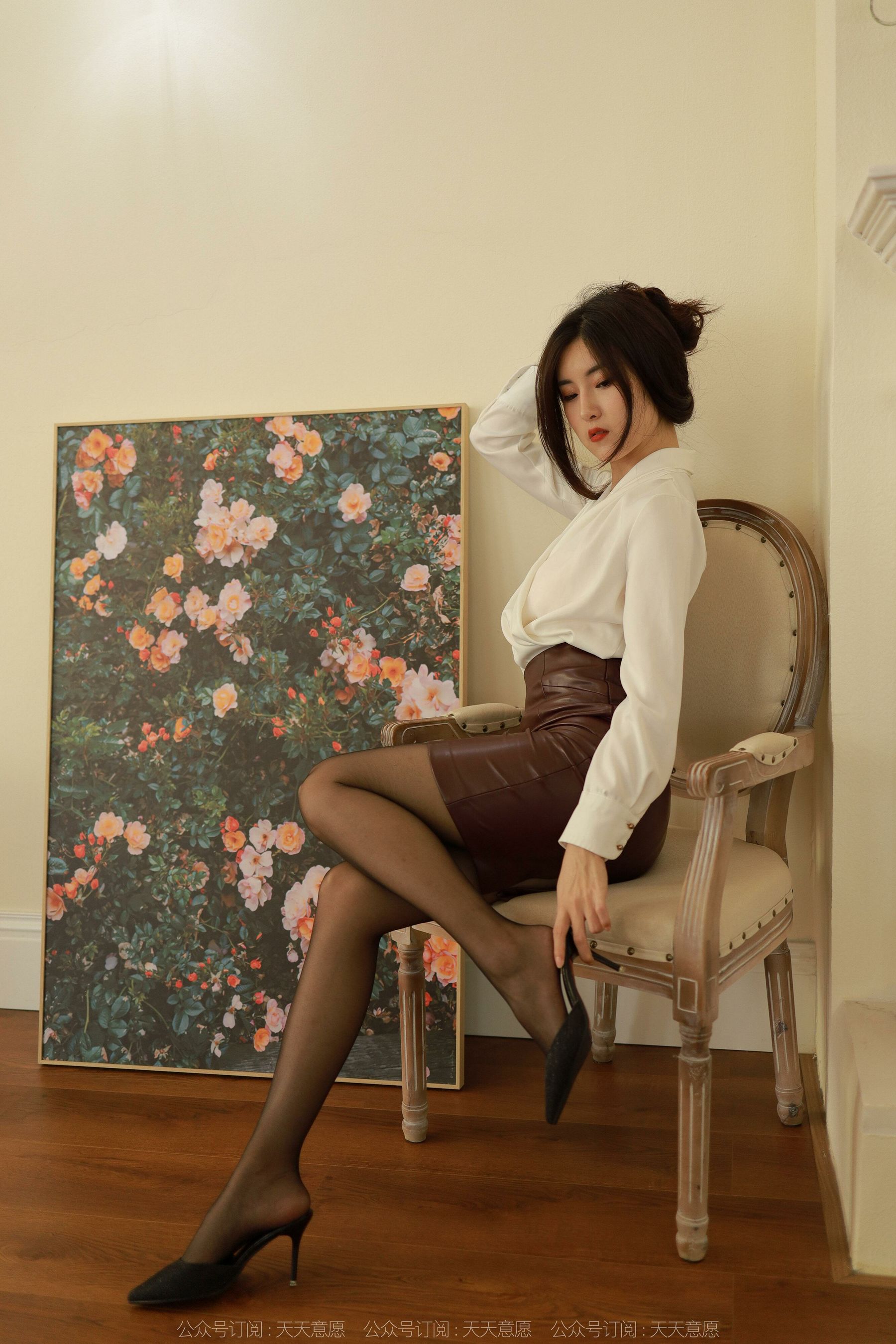 [IESS异思趣向]  模特：小宝 《美女艺术家》
