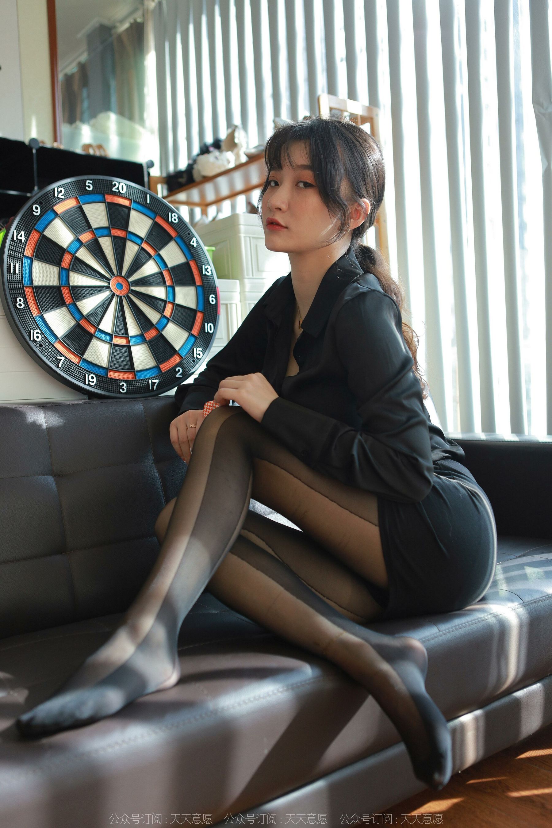 [IESS异思趣向]  模特：秋秋 《光影嘿丝》