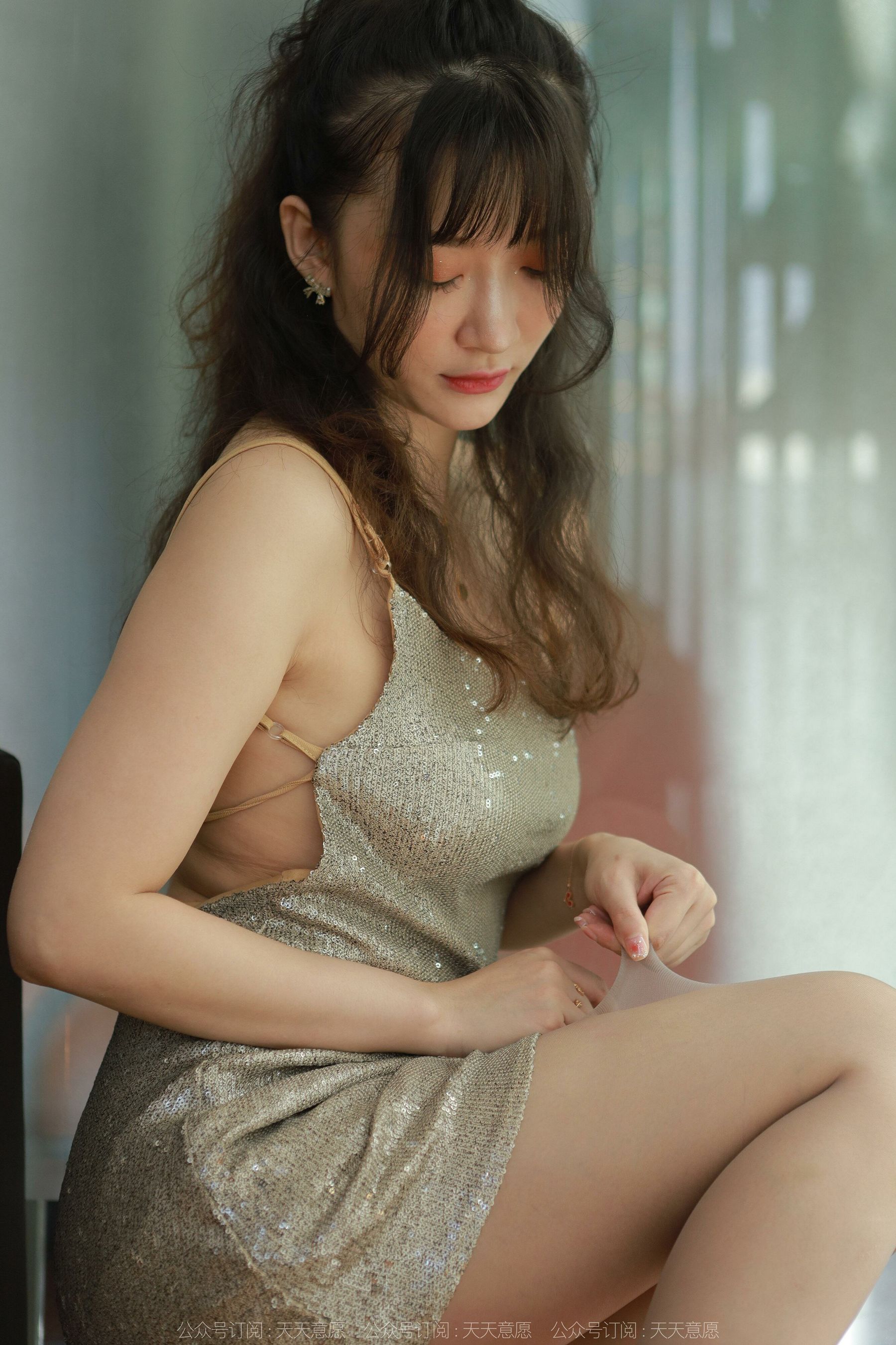 [IESS异思趣向]  模特：秋秋 《金包银》