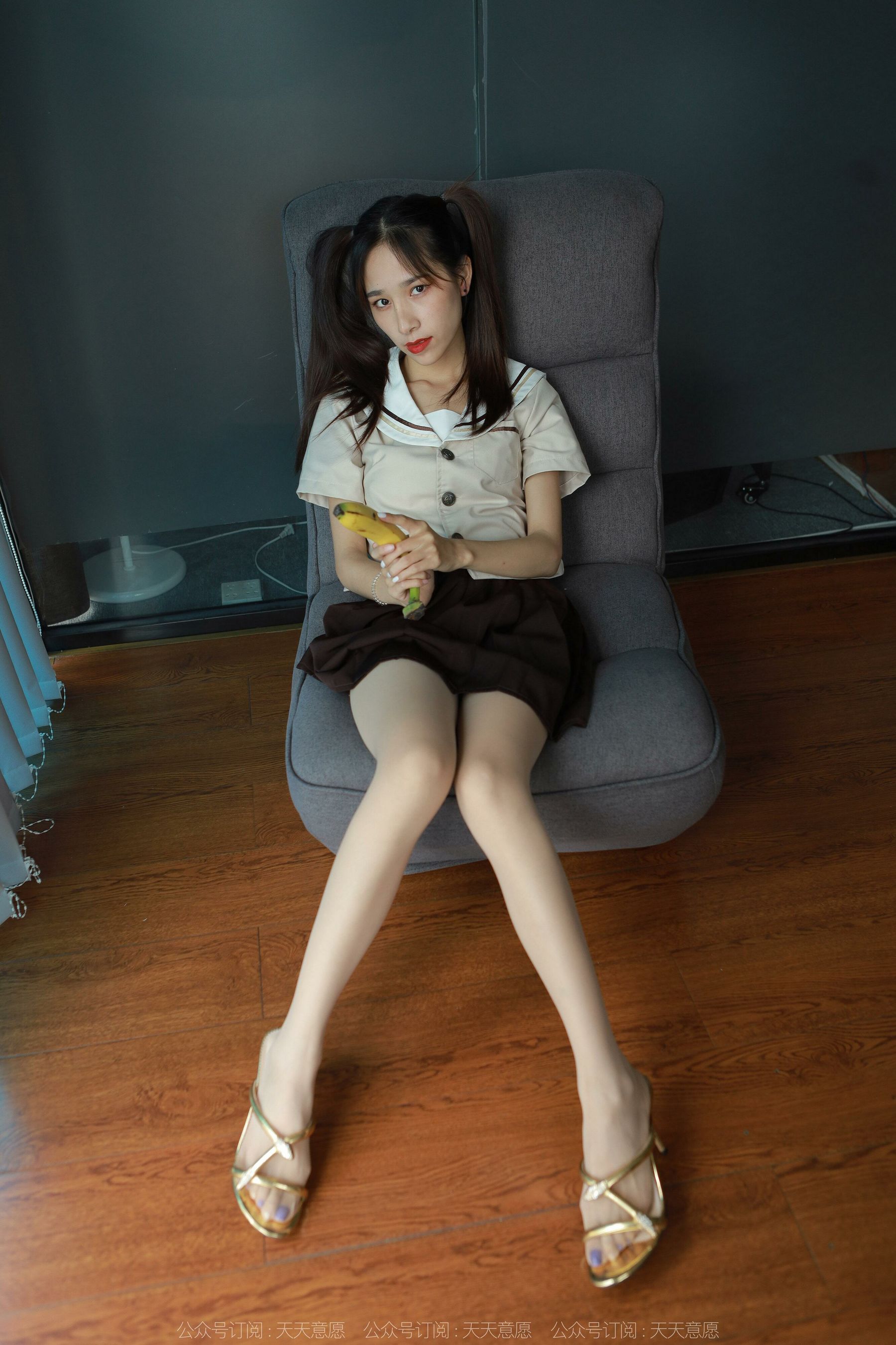 [IESS异思趣向]  模特：美子 《香蕉少女》