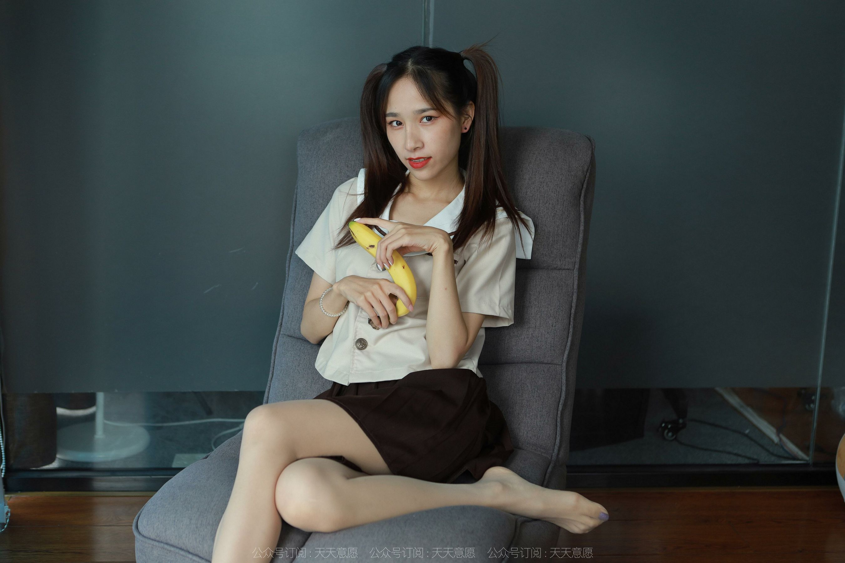 [IESS异思趣向]  模特：美子 《香蕉少女》