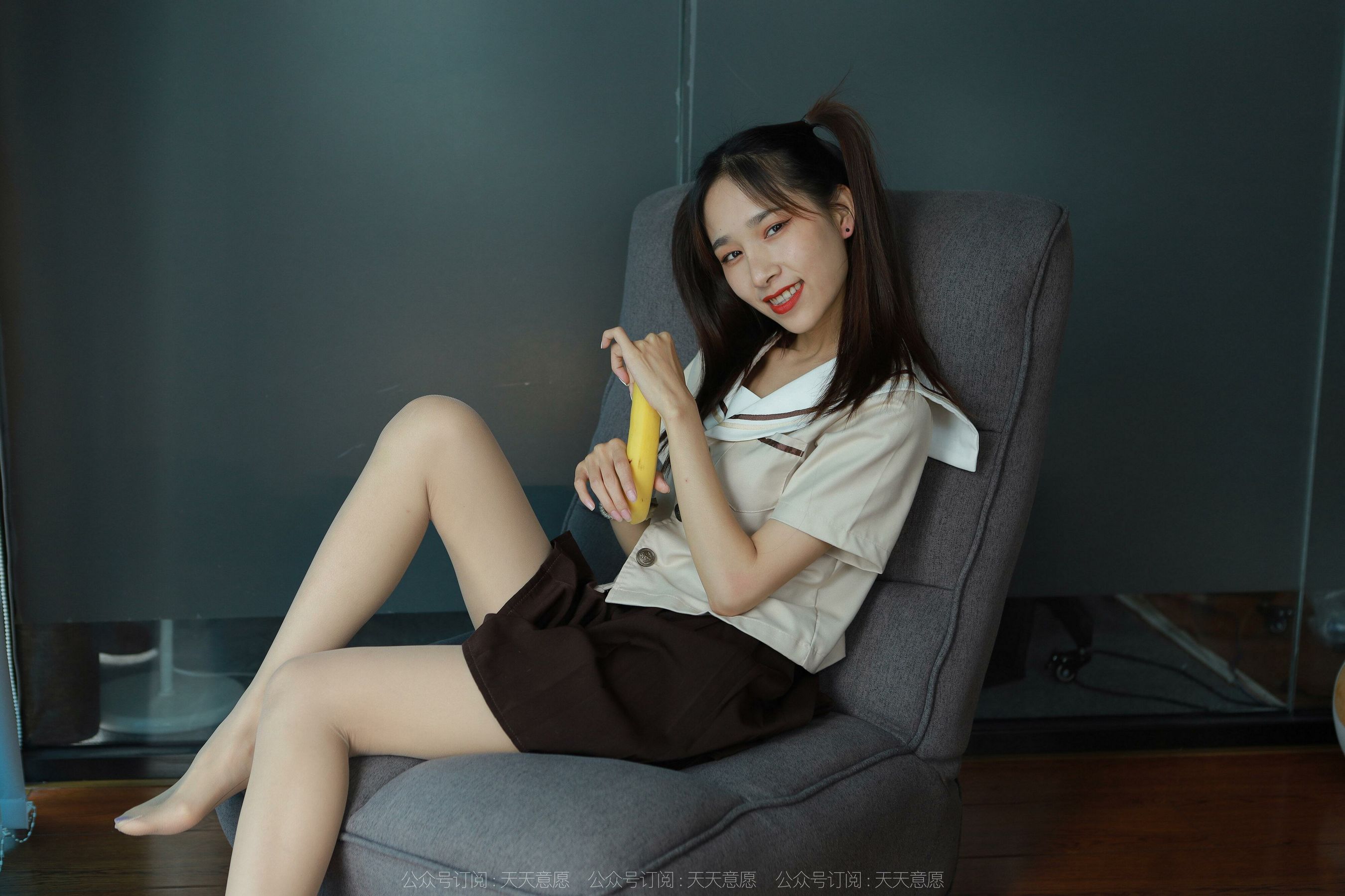[IESS异思趣向]  模特：美子 《香蕉少女》