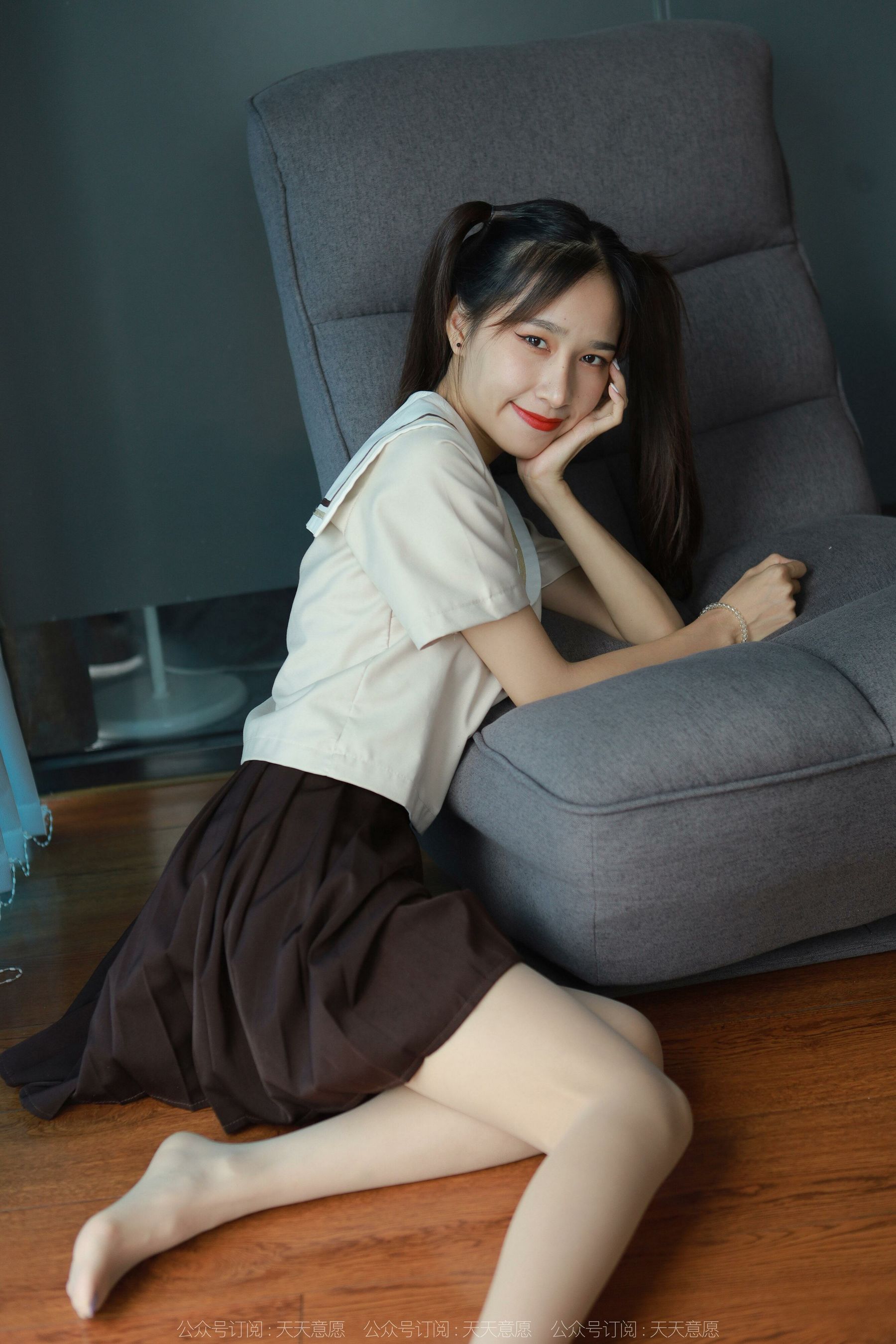 [IESS异思趣向]  模特：美子 《香蕉少女》