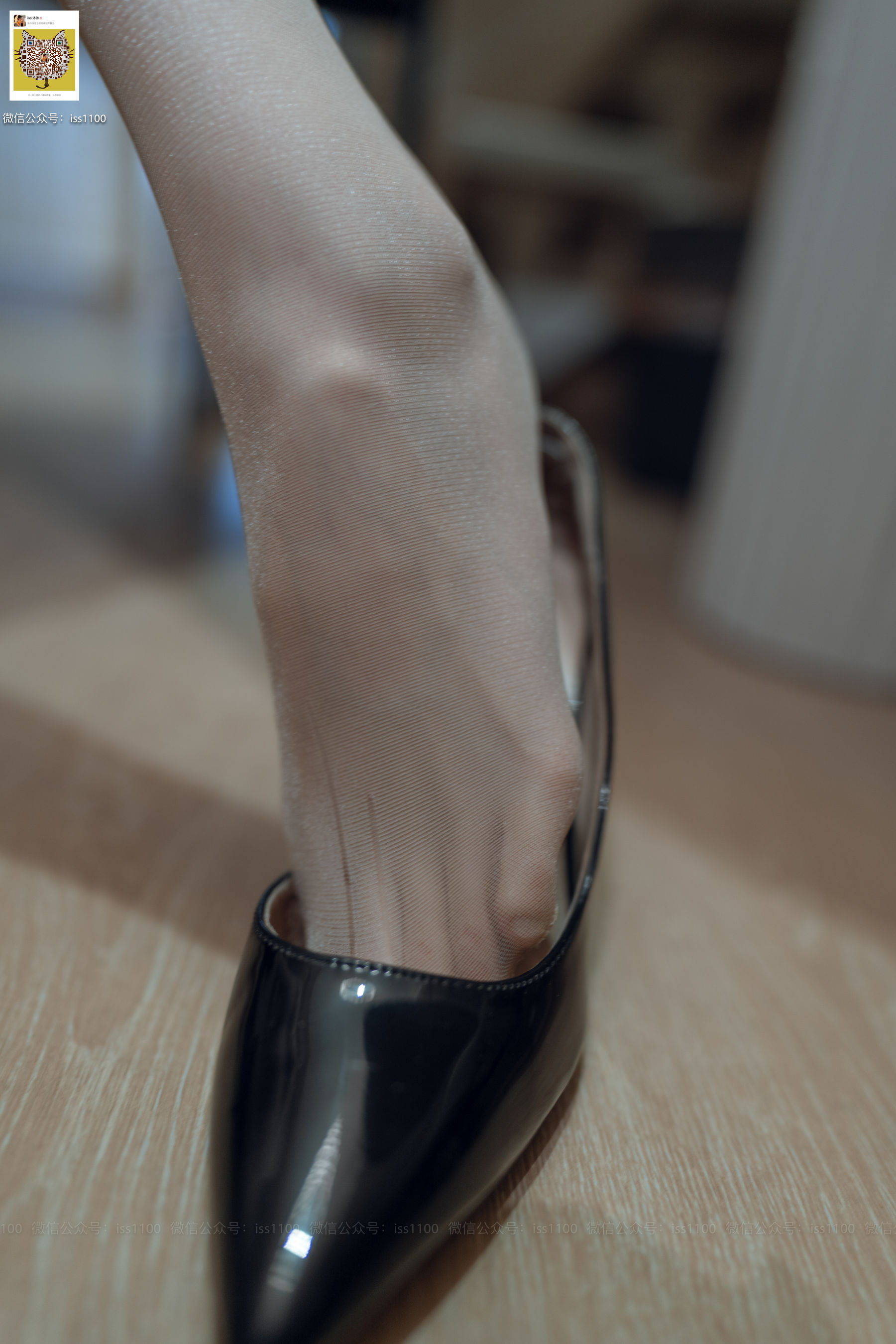 [ISS系列]  酸酸 职业装