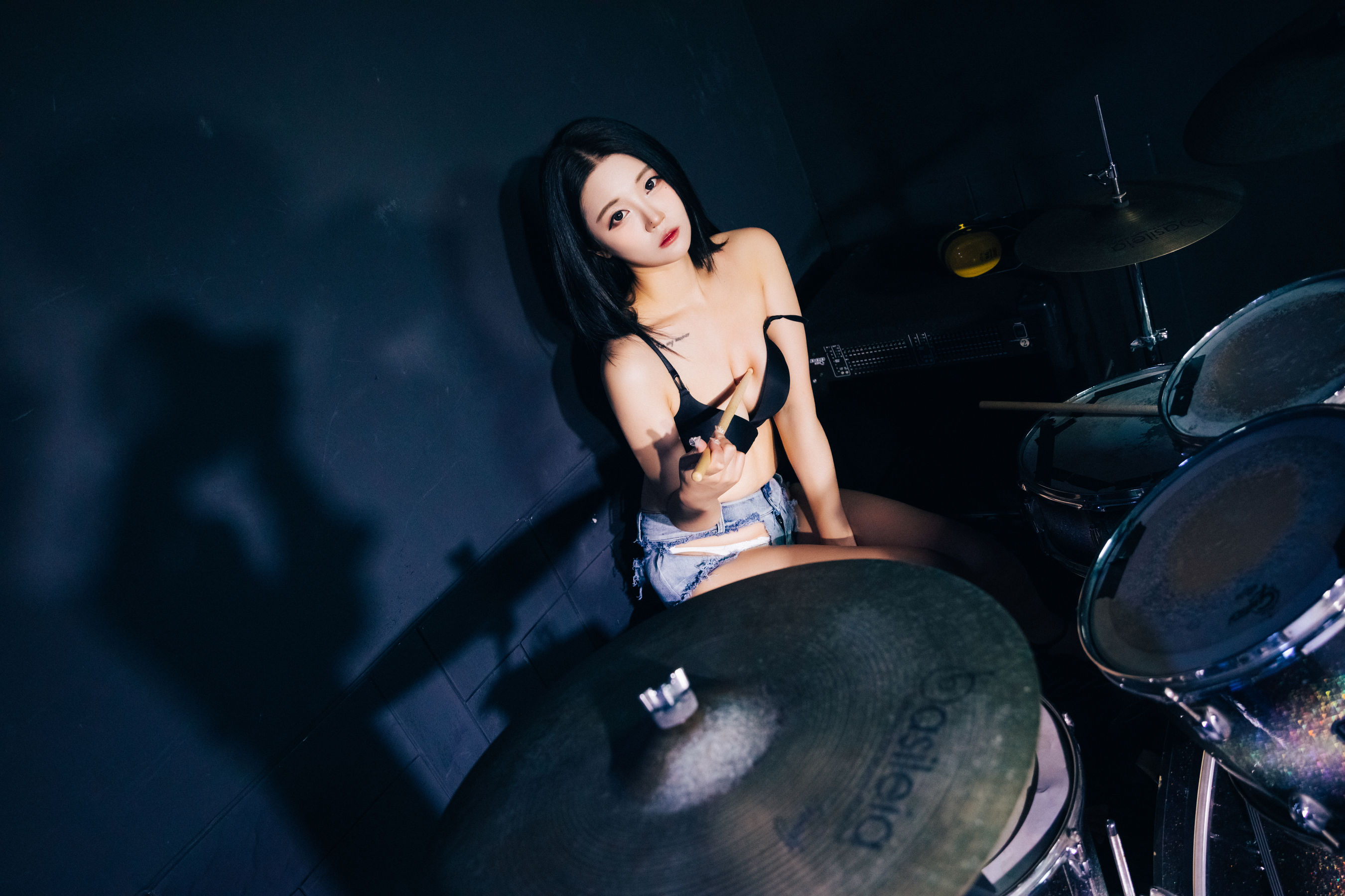 [LOOZY] Bomi - Covert stage