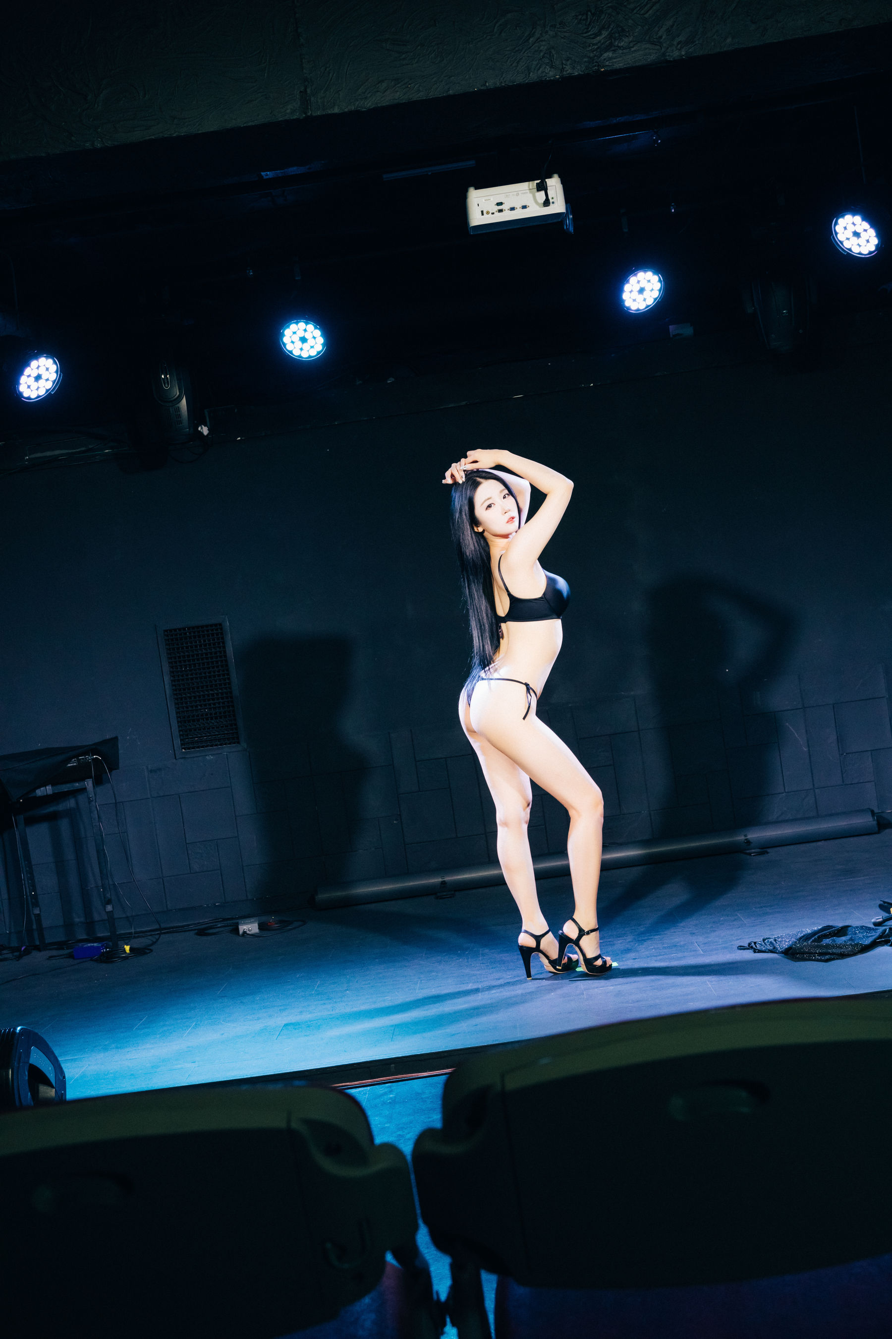 [LOOZY] Bomi - Covert stage