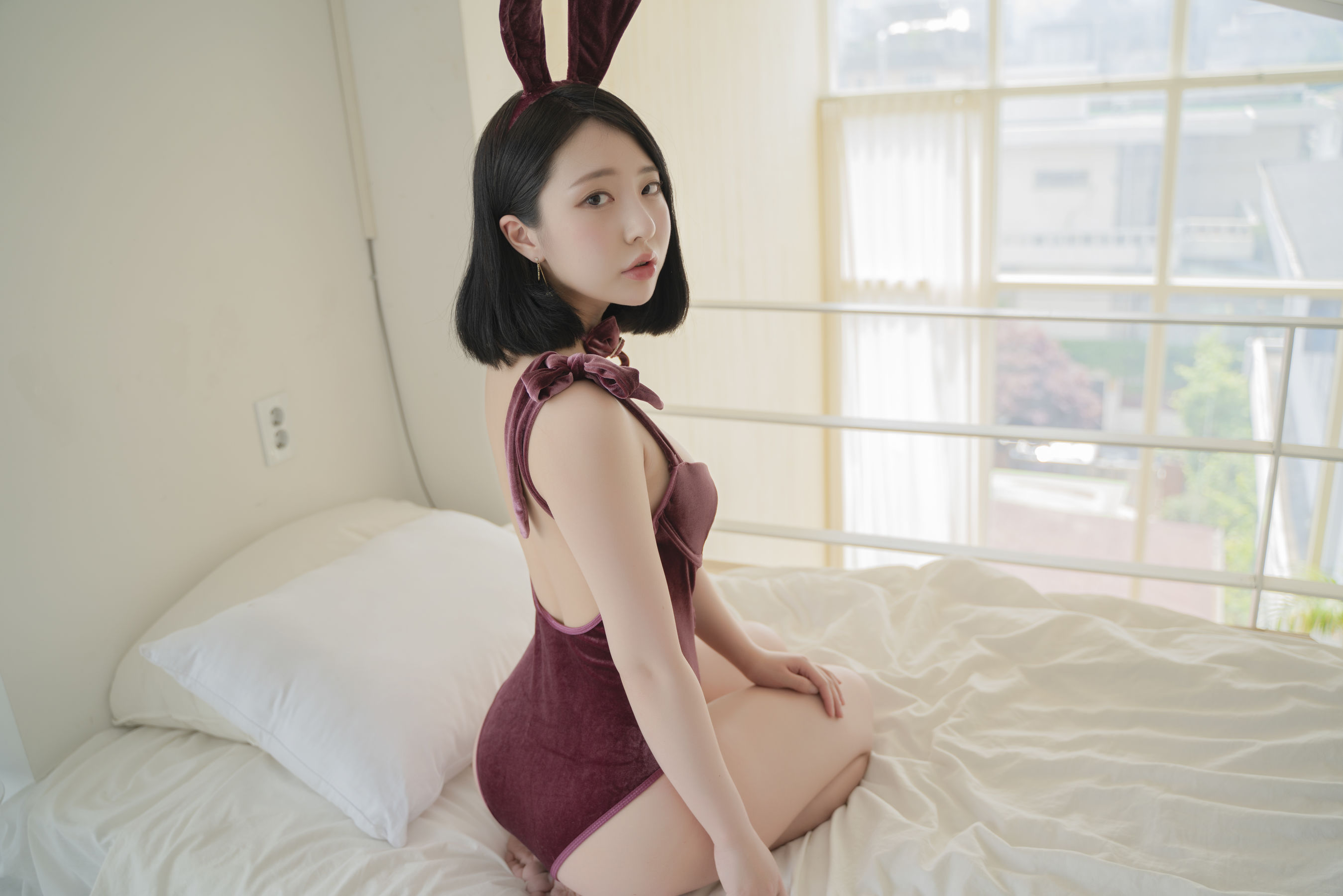 [ROGLE]  Luci - Vol.01 Office Look