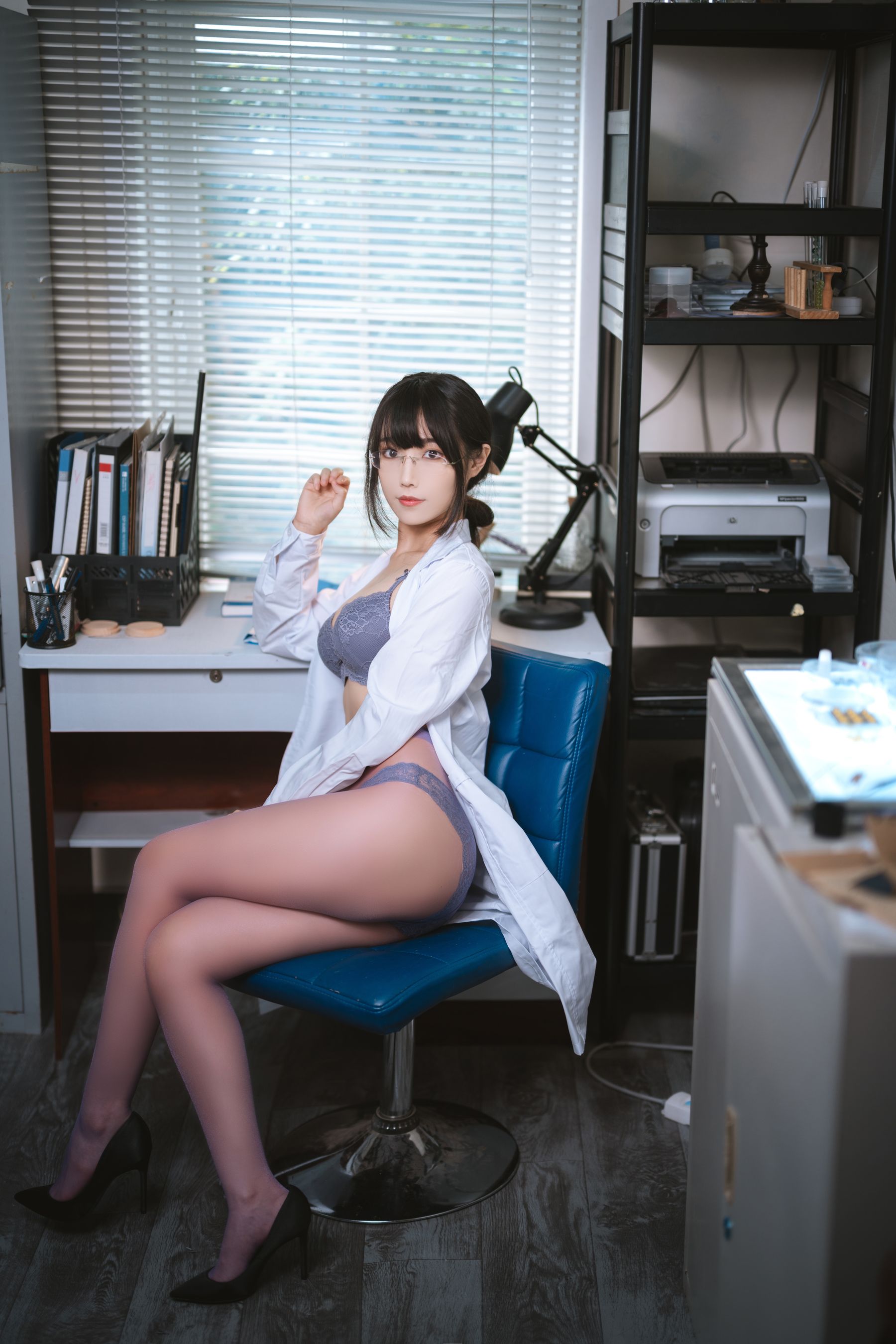 [福利COS] Cosplay汪知子 - 医生姐姐