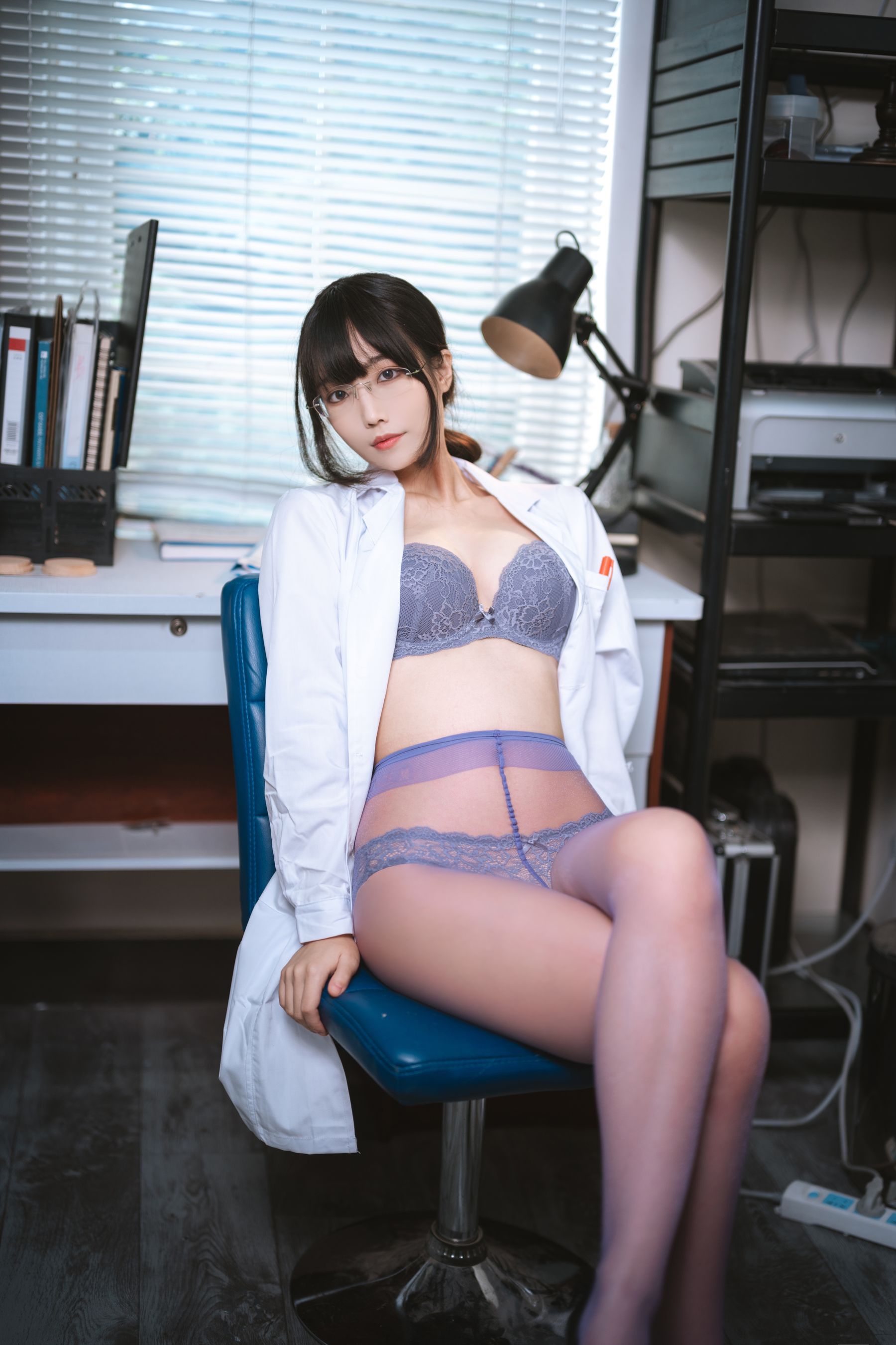 [福利COS] Cosplay汪知子 - 医生姐姐