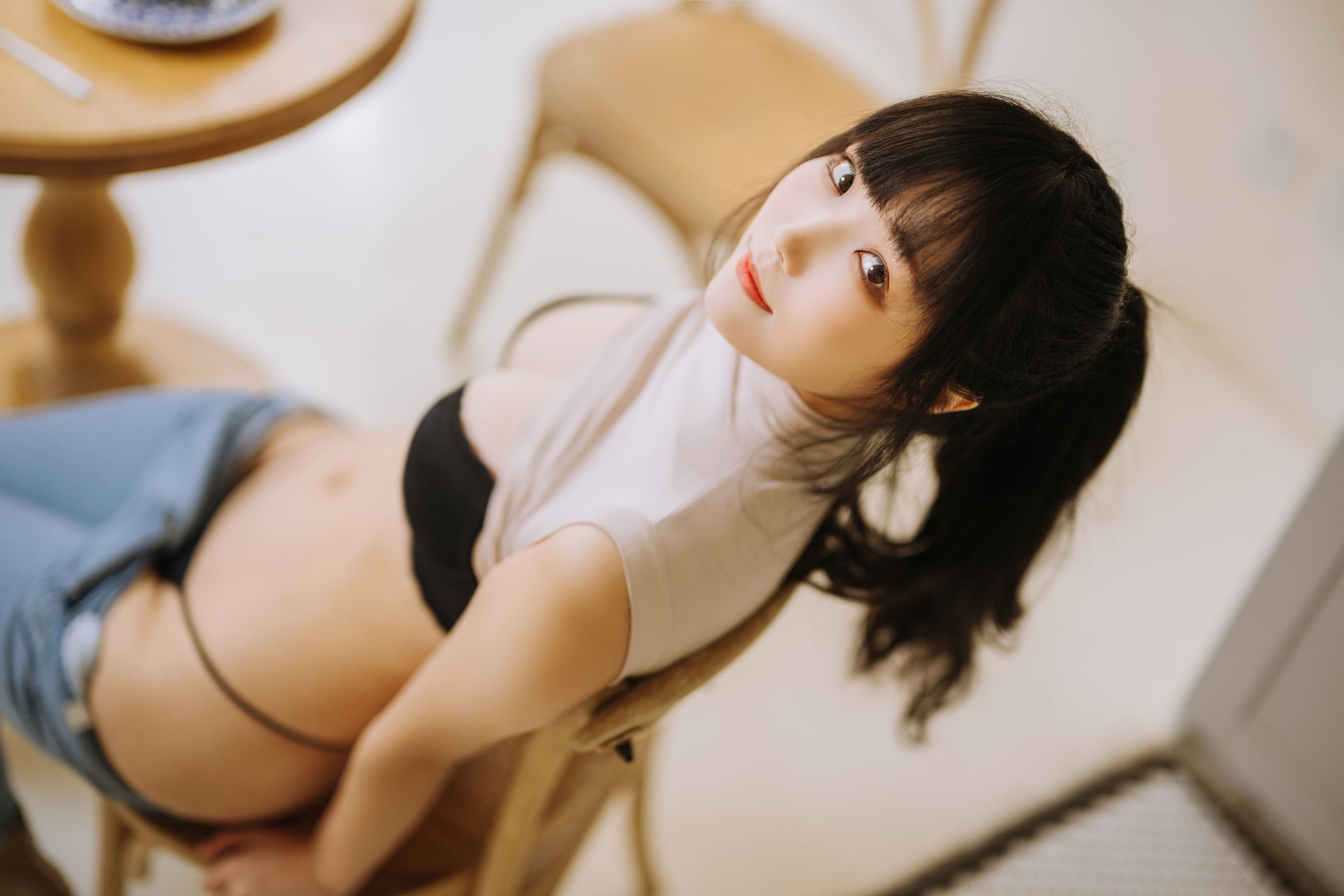 [福利COS] Cosplay汪知子 - 姐姐的牛仔裤
