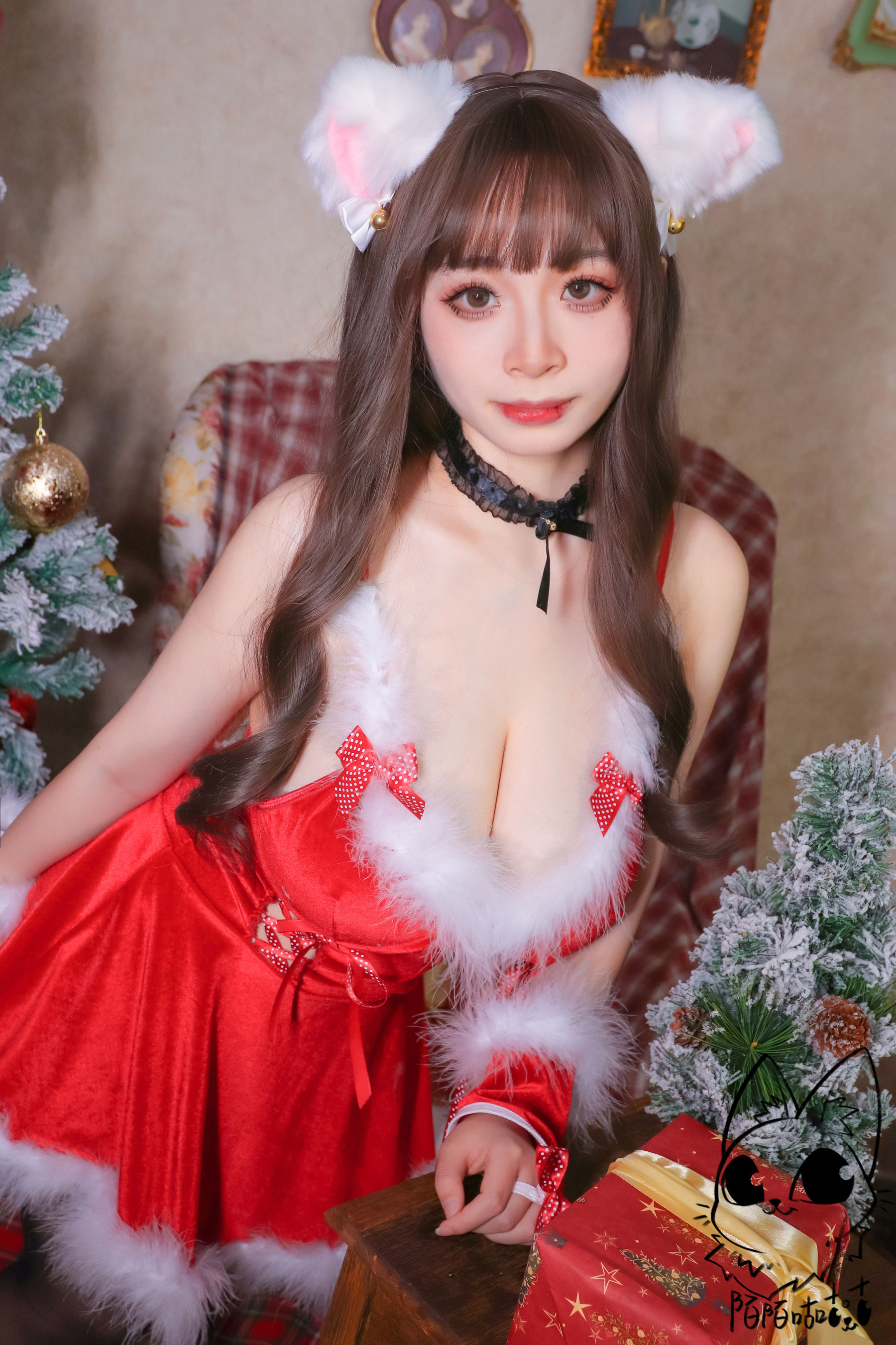 [福利COS] Cosplay美女韶陌陌 - 圣诞