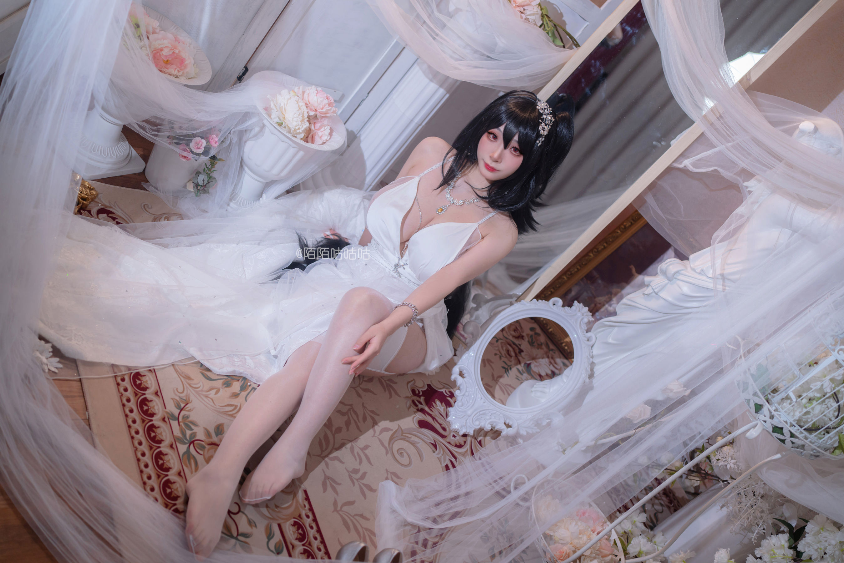 [福利COS] Cosplay美女韶陌陌 - 大凤 婚纱
