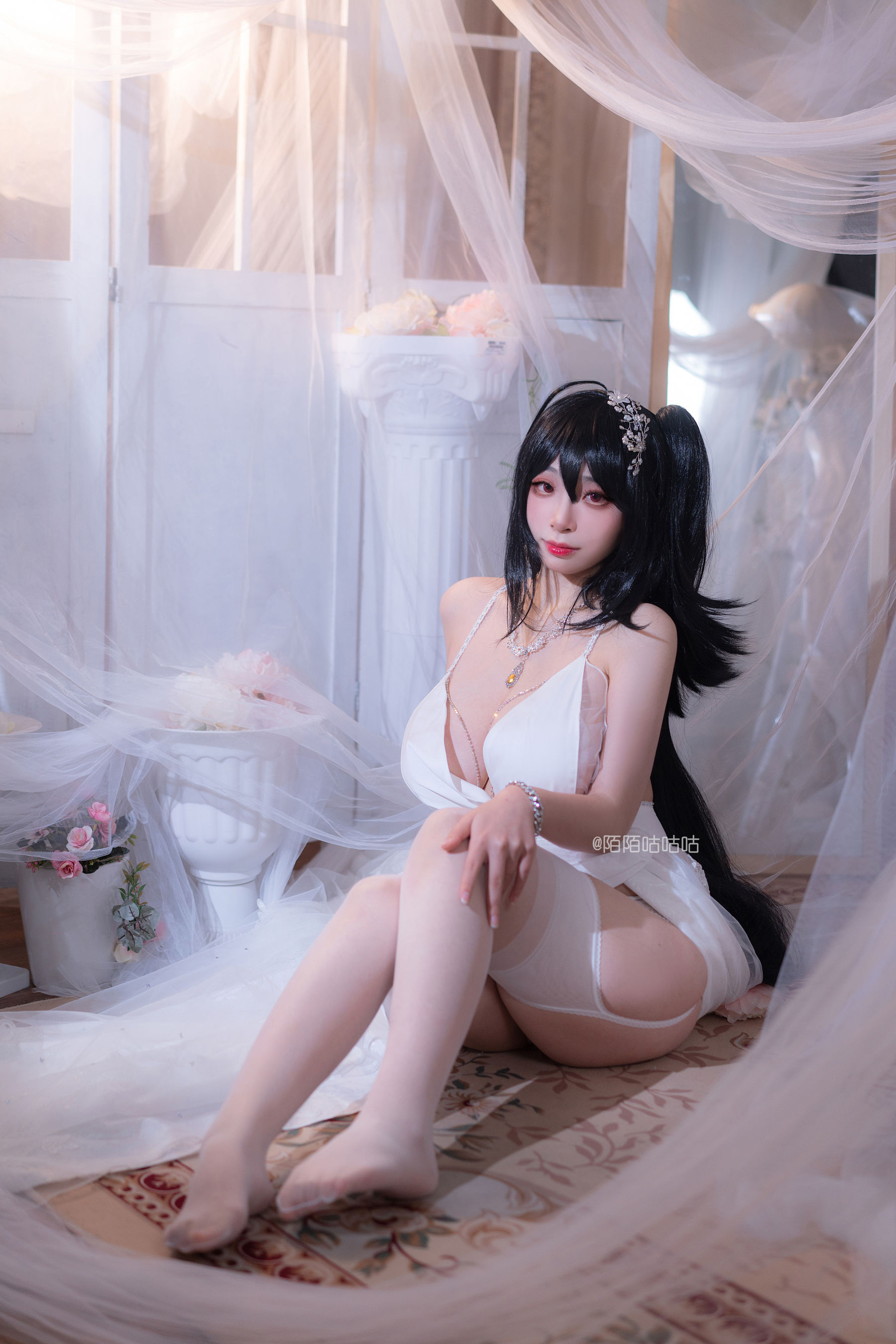 [福利COS] Cosplay美女韶陌陌 - 大凤 婚纱
