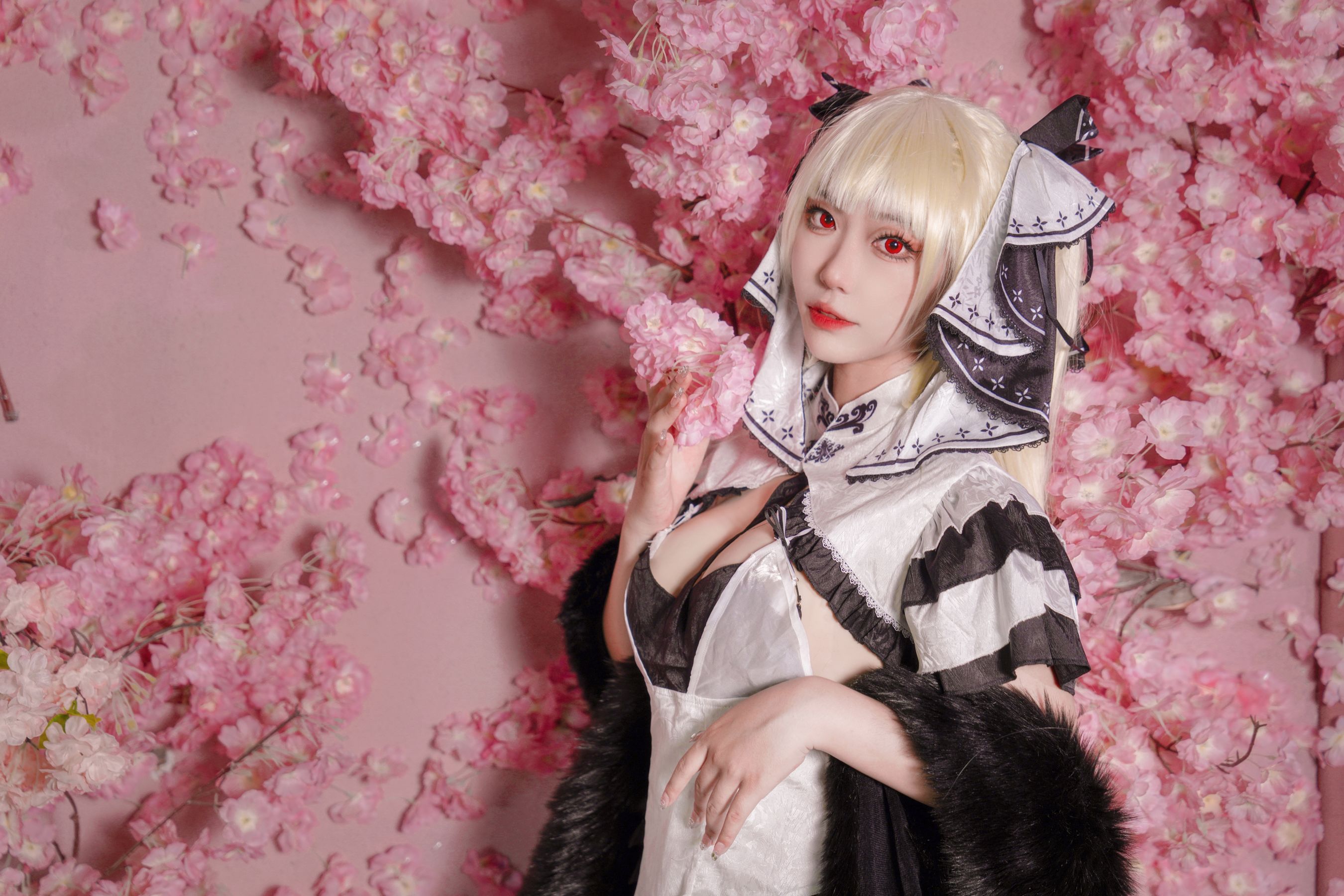 [福利COS] Ho_biiibo - 可畏旗袍
