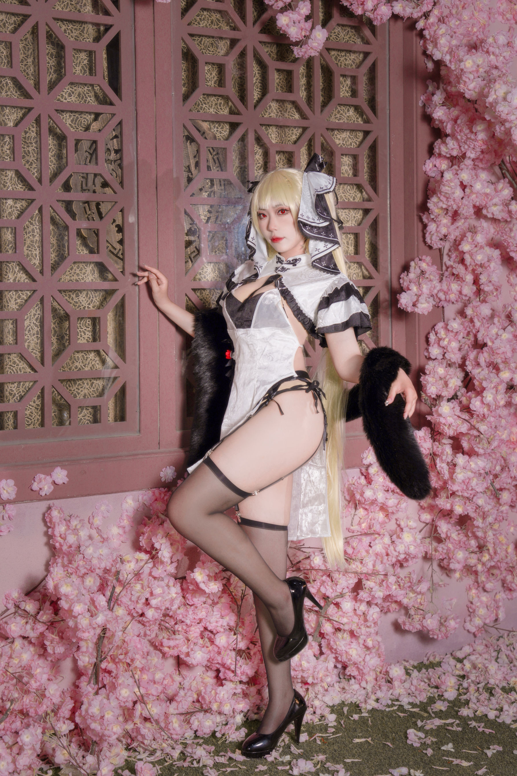 [福利COS] Ho_biiibo - 可畏旗袍