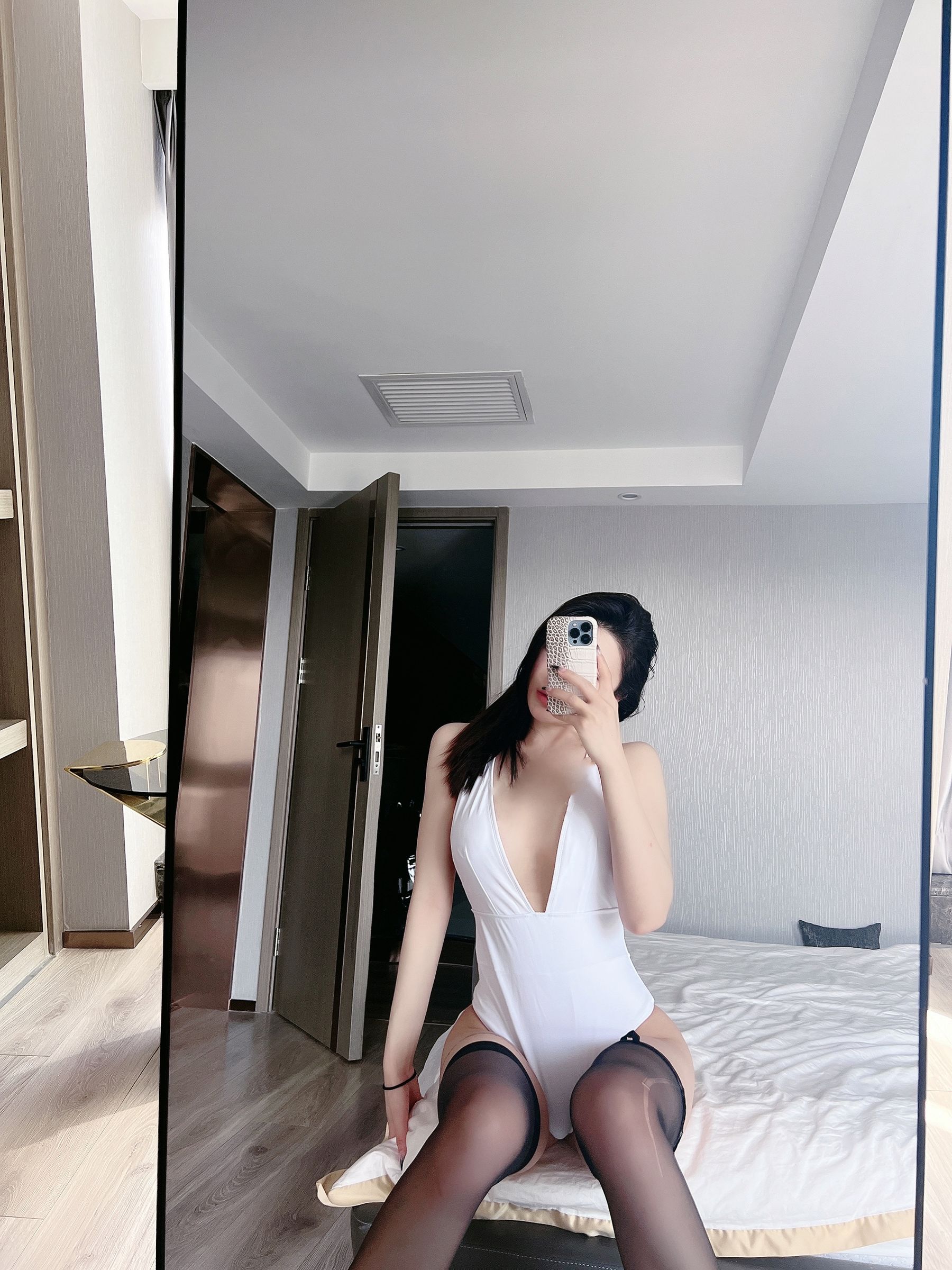 [福利COS] iii金希儿 微密圈视图合集