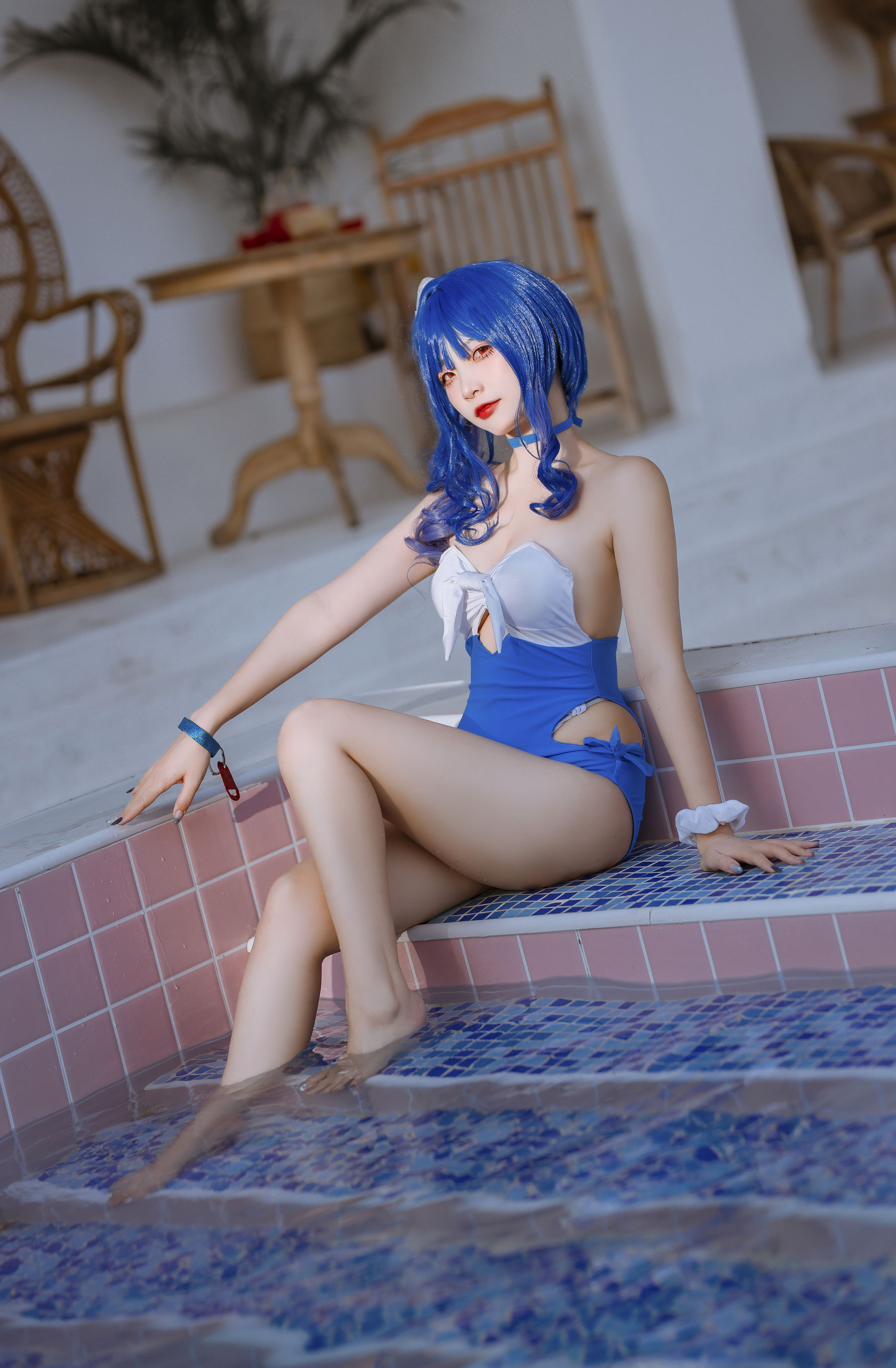 [福利COS] 人气Coser二佐Nisa - 碧蓝 圣路易斯泳装