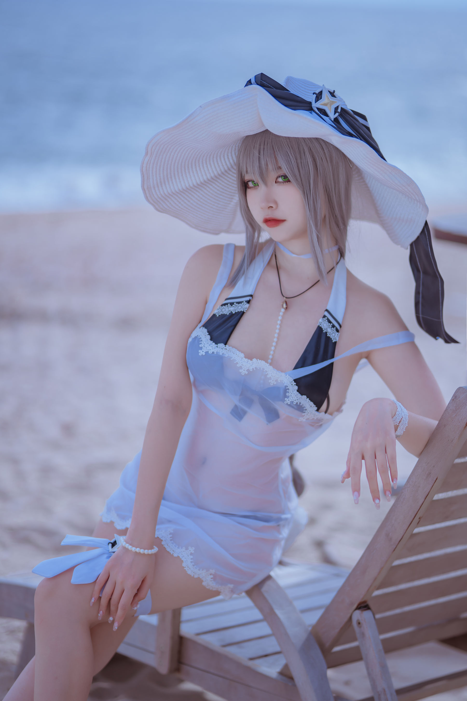 [福利COS] 人气Coser二佐Nisa - 碧蓝 天鹰泳装