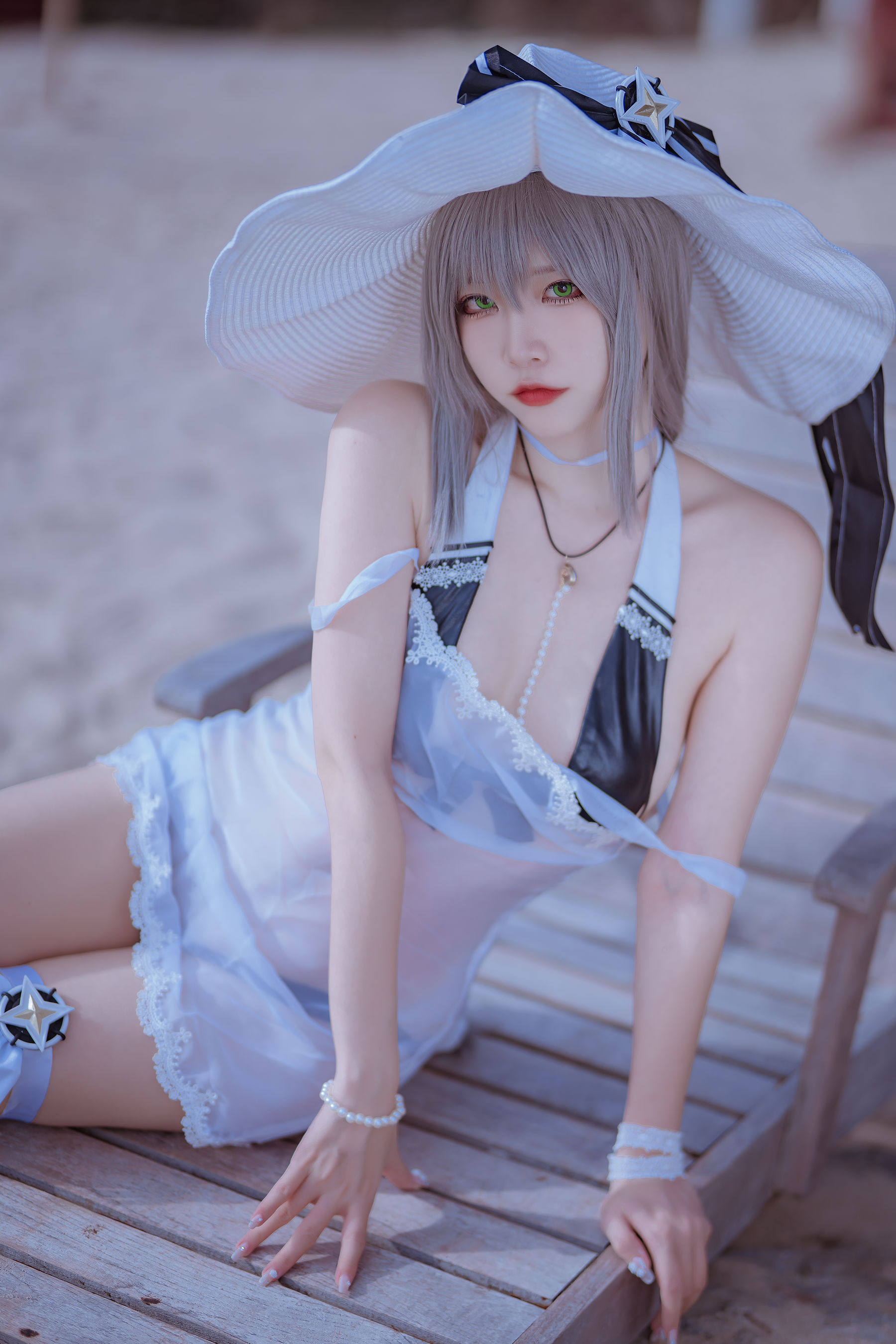 [福利COS] 人气Coser二佐Nisa - 碧蓝 天鹰泳装