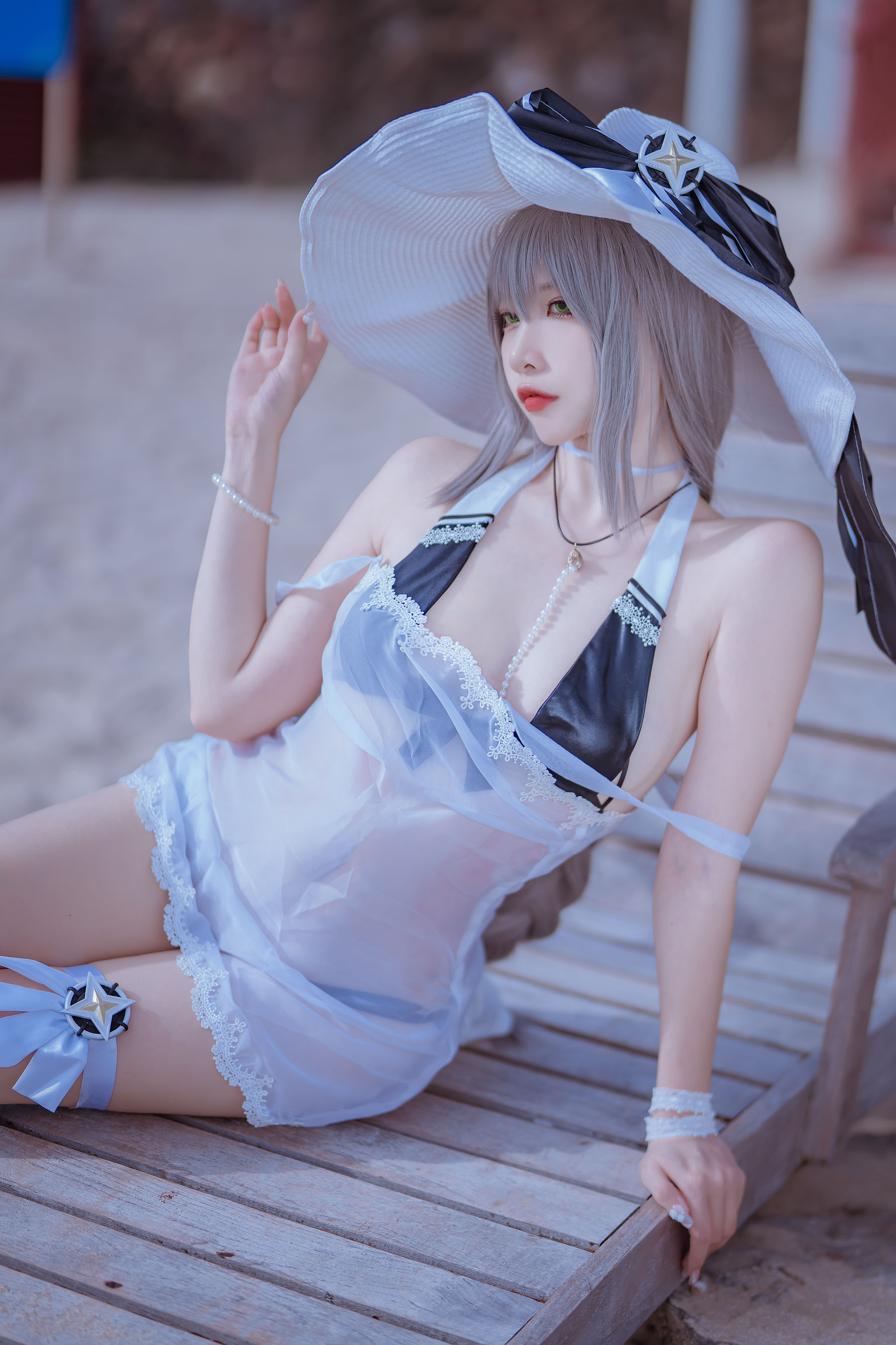 [福利COS] 人气Coser二佐Nisa - 碧蓝 天鹰泳装