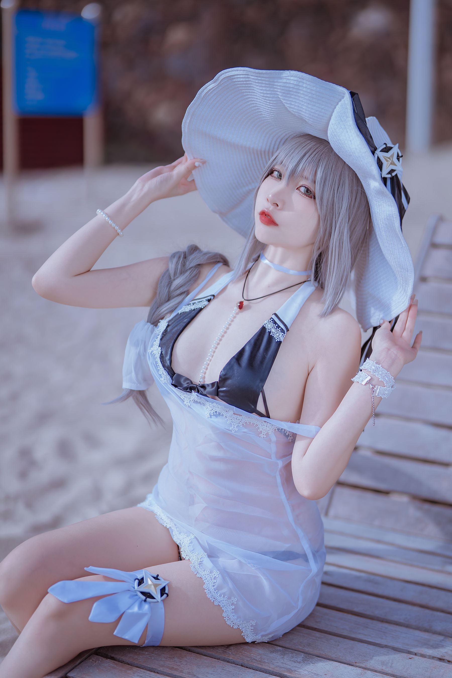 [福利COS] 人气Coser二佐Nisa - 碧蓝 天鹰泳装