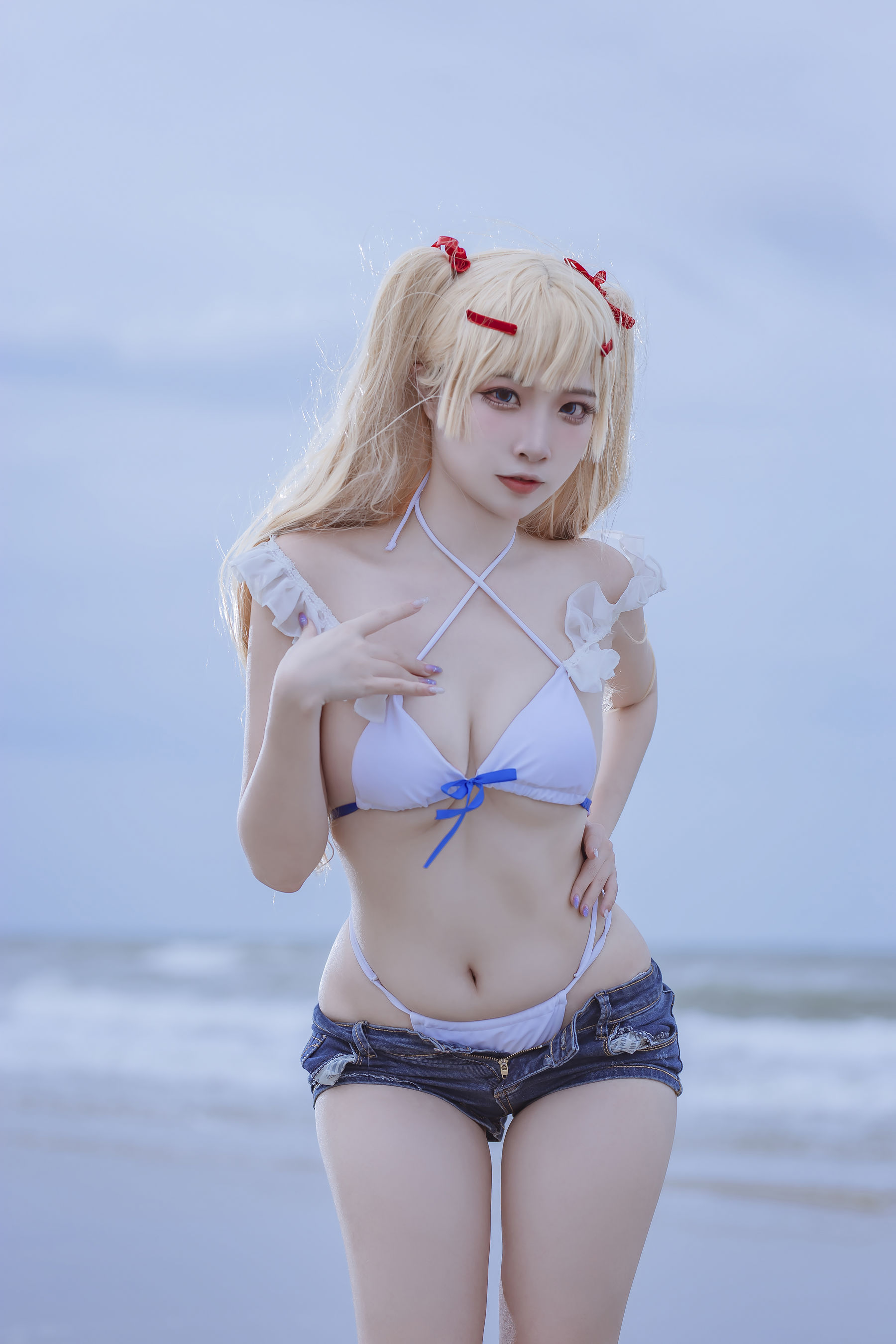 [福利COS] 人气Coser二佐Nisa - 碧蓝 苏塞克斯泳装