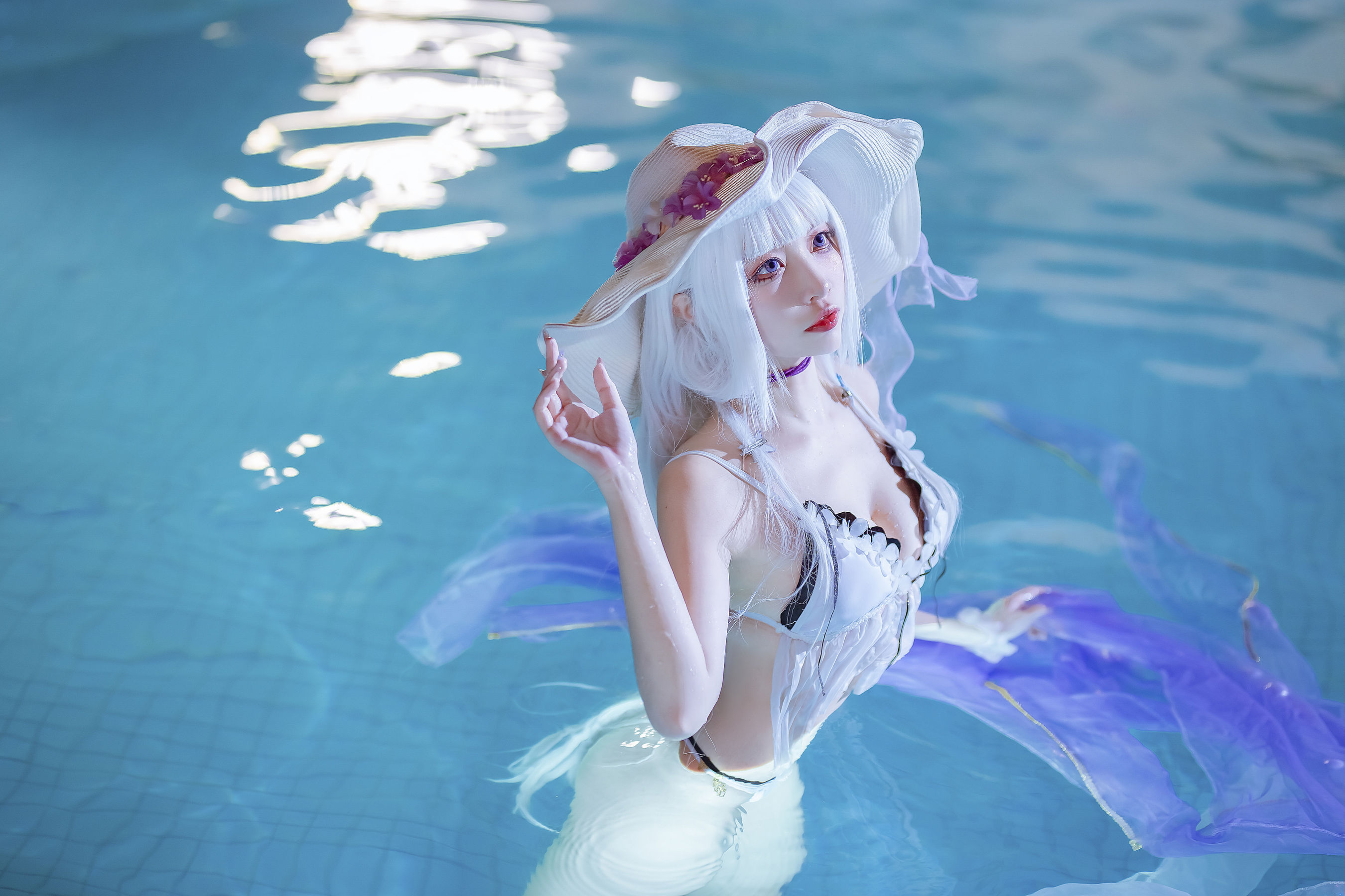 [福利COS] 人气Coser二佐Nisa - 碧蓝光辉泳装