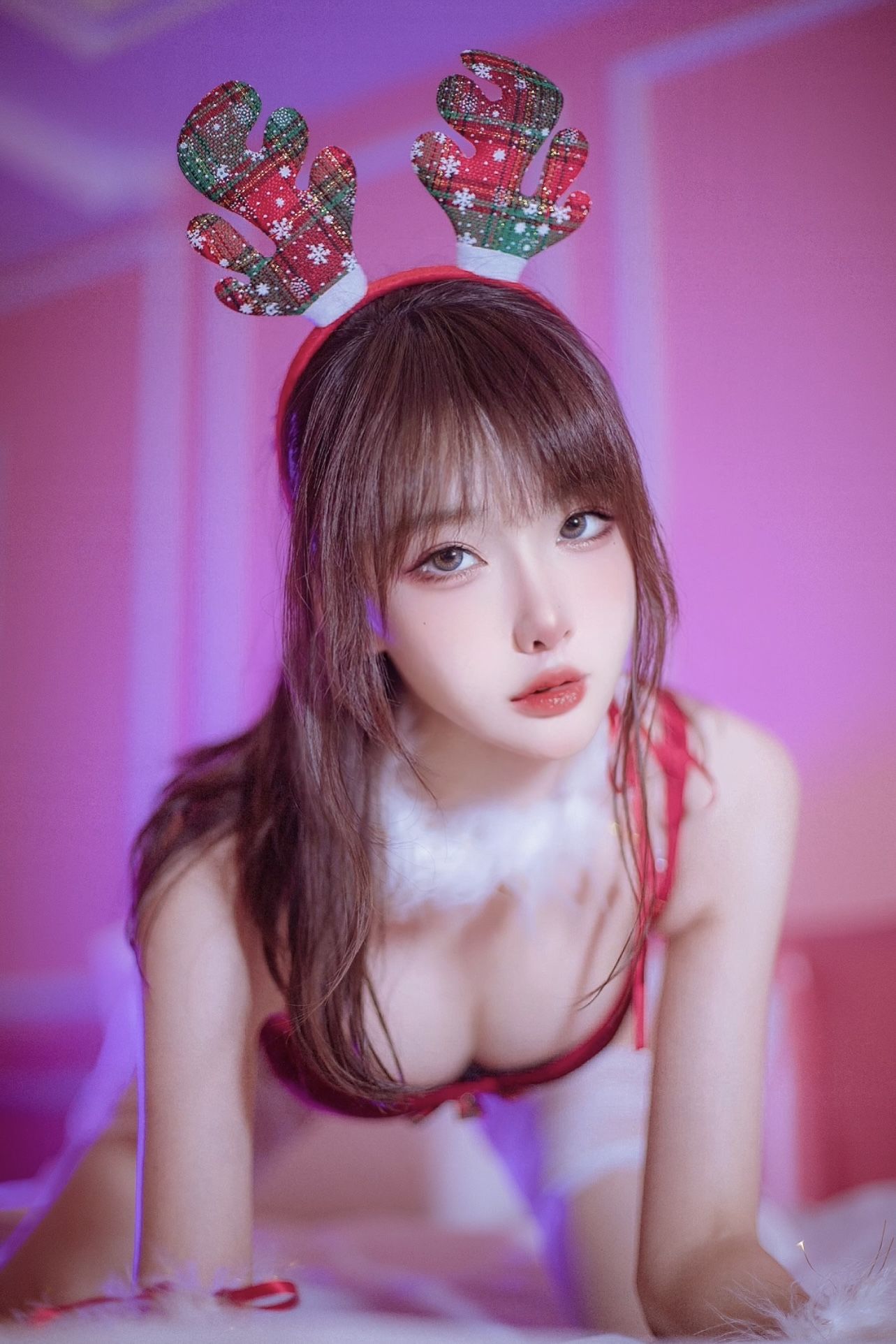 [福利COS] 余多多Dudu - 圣诞特辑写真
