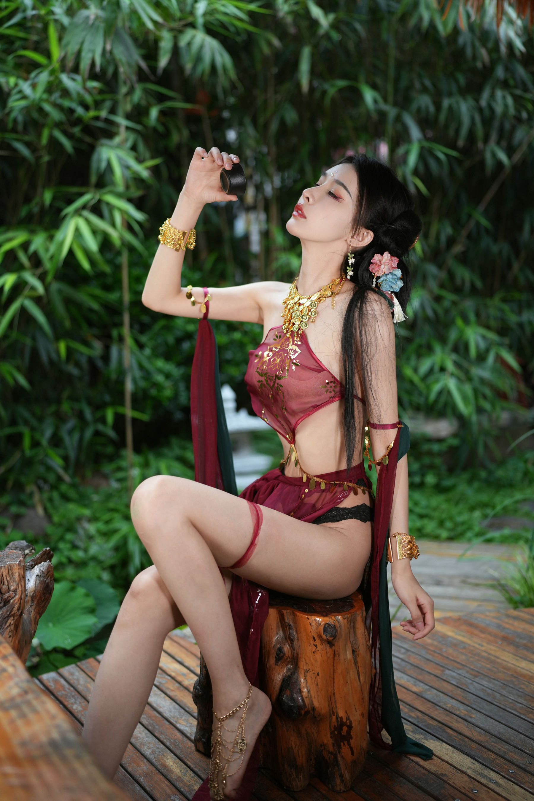 [福利COS] 余多多Dudu - 妲己的古风诱惑力