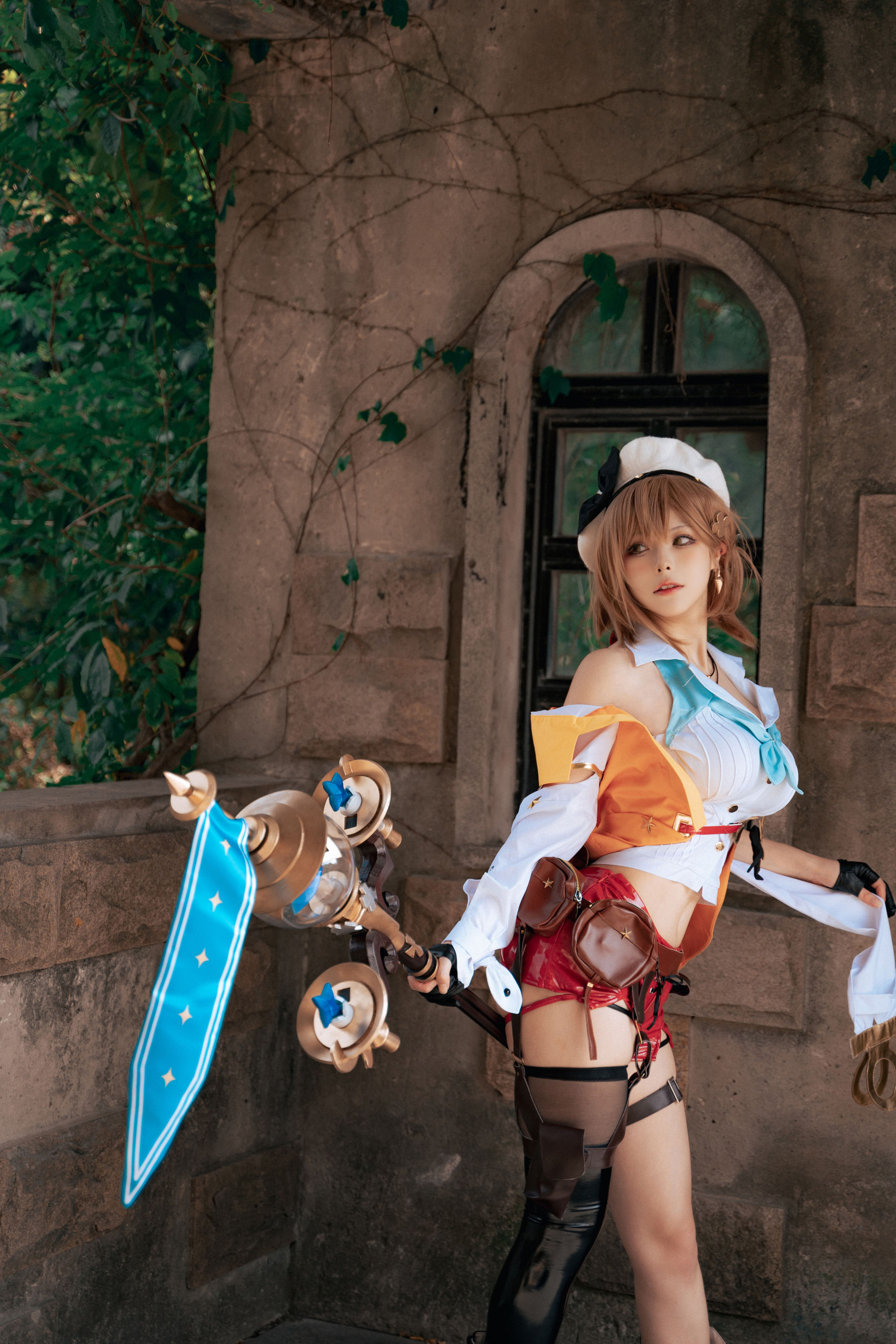 [福利COS] 动漫博主w百合欧皇子w - 碧蓝航线莱莎