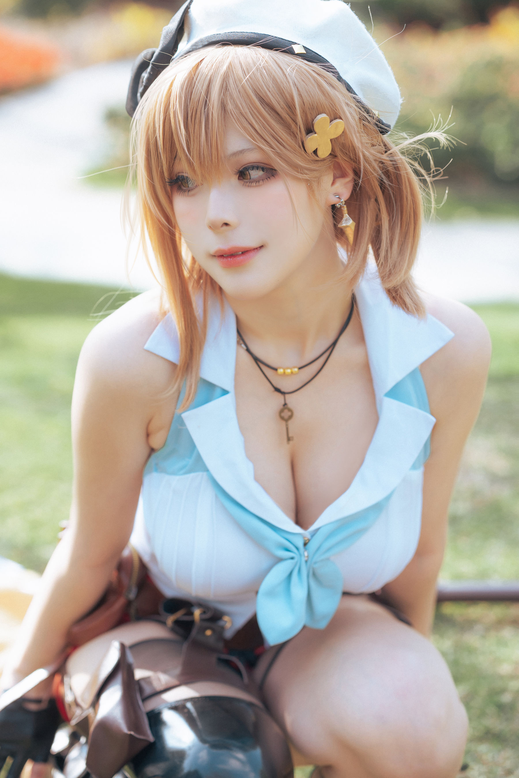 [福利COS] 动漫博主w百合欧皇子w - 碧蓝航线莱莎