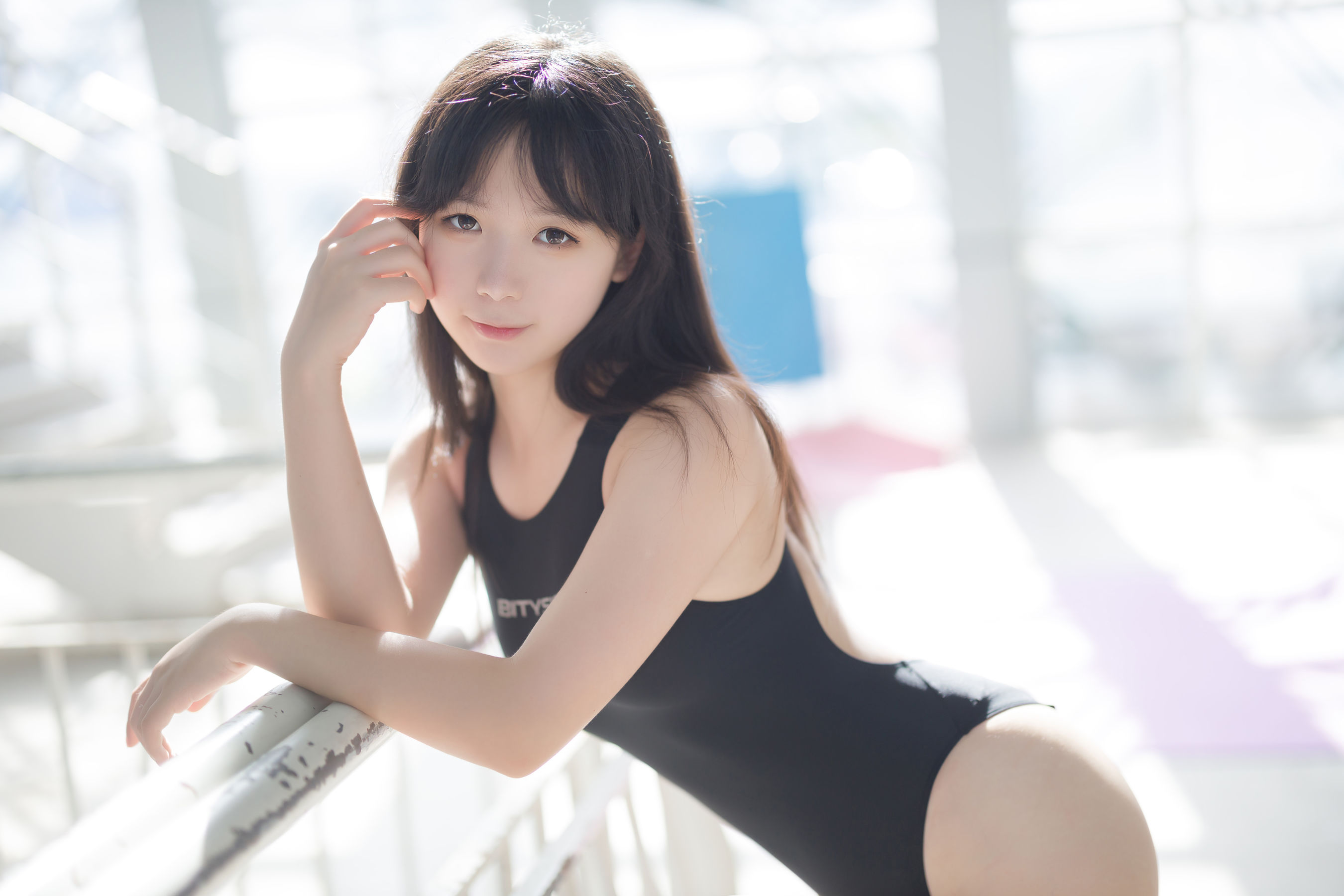 [福利COS] 动漫博主樱落酱w - 泳池竞泳