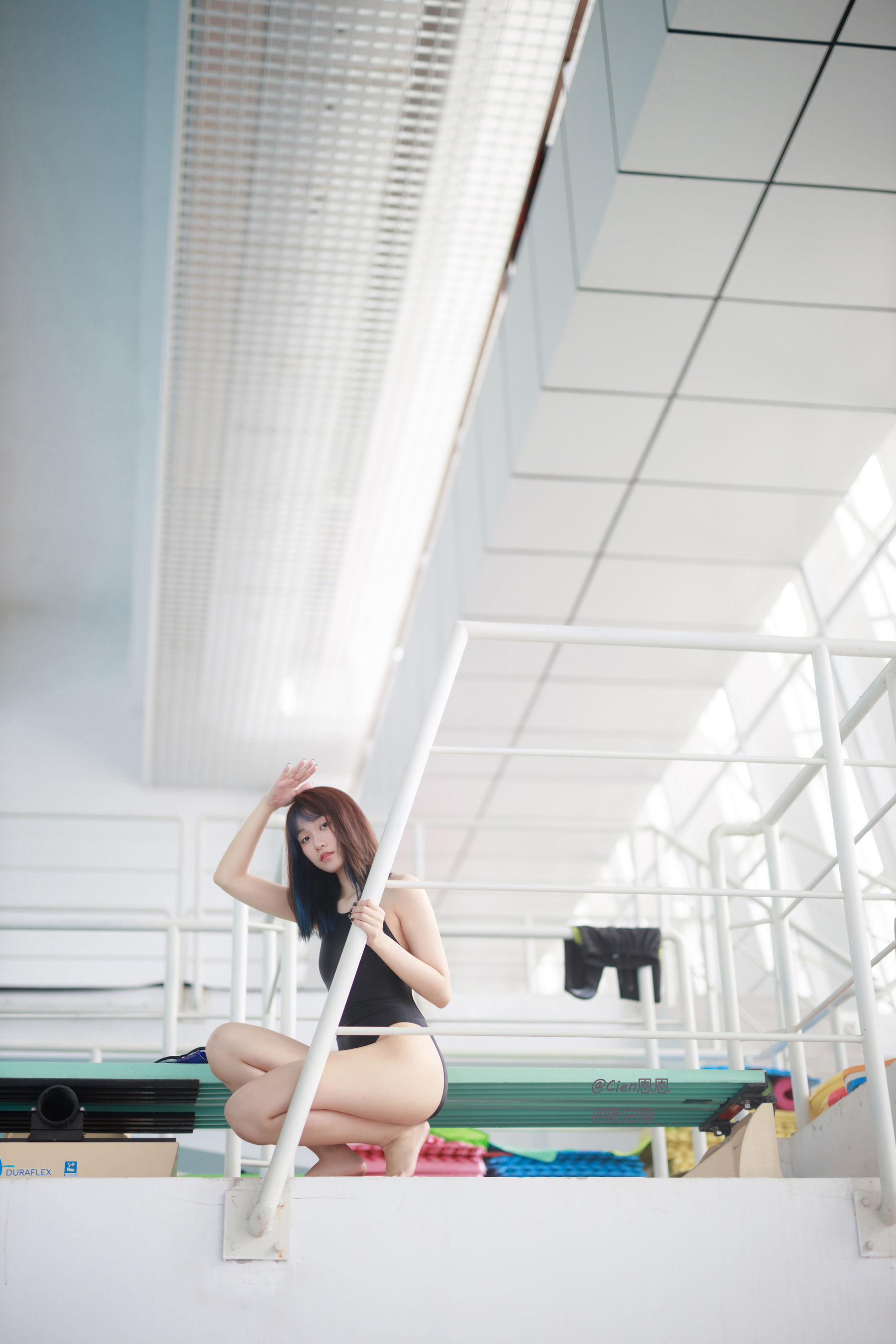 [福利COS] 微博COS妹子Cien恩恩 - 竞泳