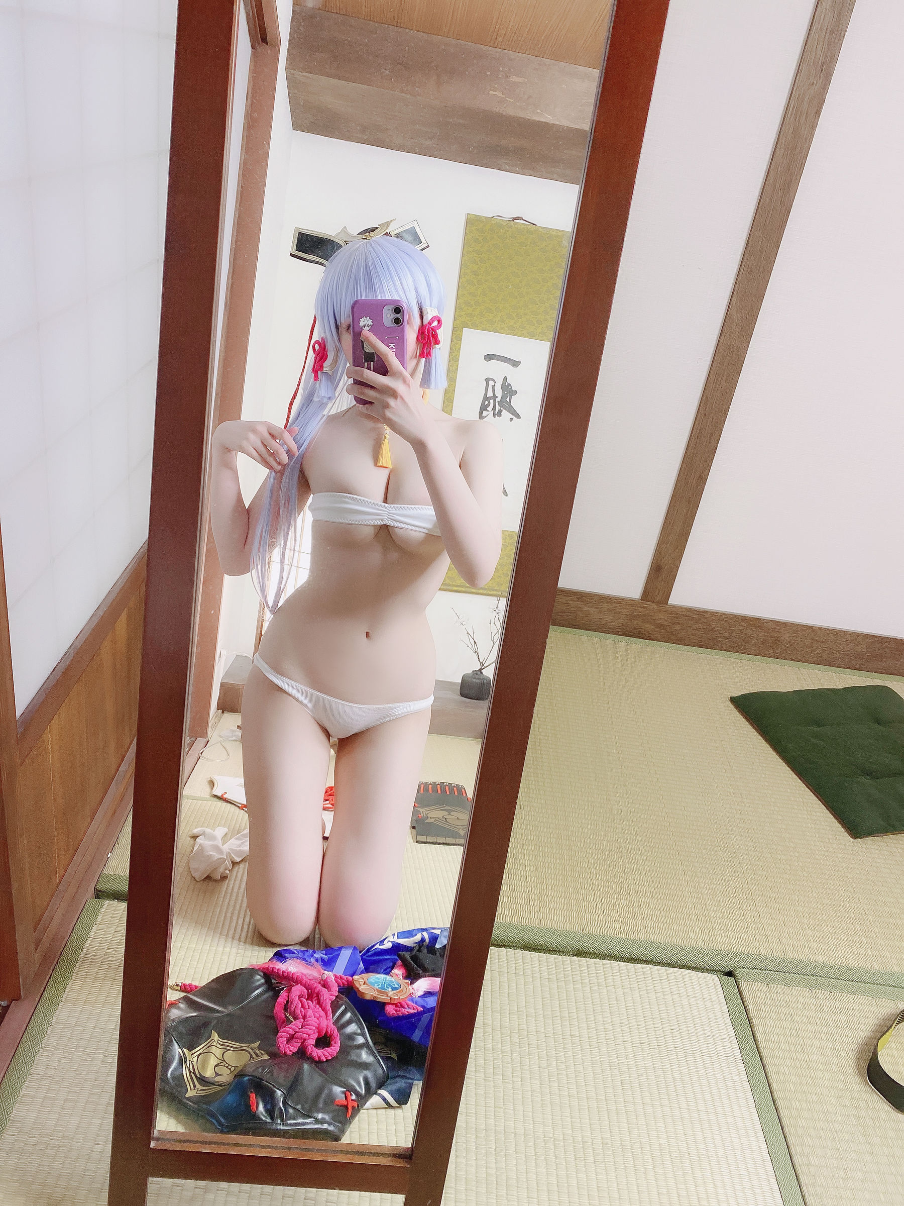 [福利COS] 微博妹纸霜月shimo[fantia] 2022-12-21 神里綾華 お着替え中
