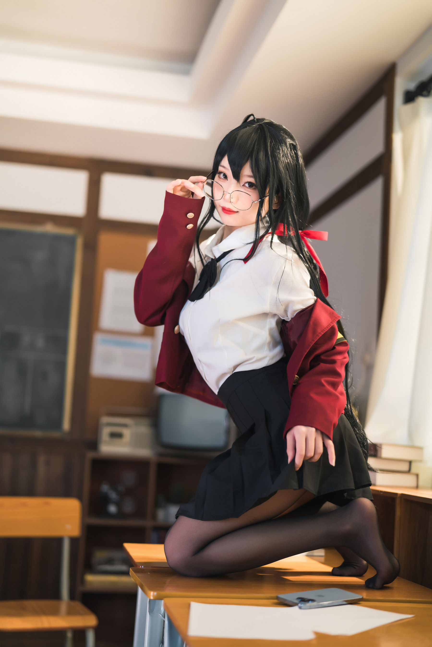 [福利COS] 狐玖玖 - 碧蓝航线 大凤JK