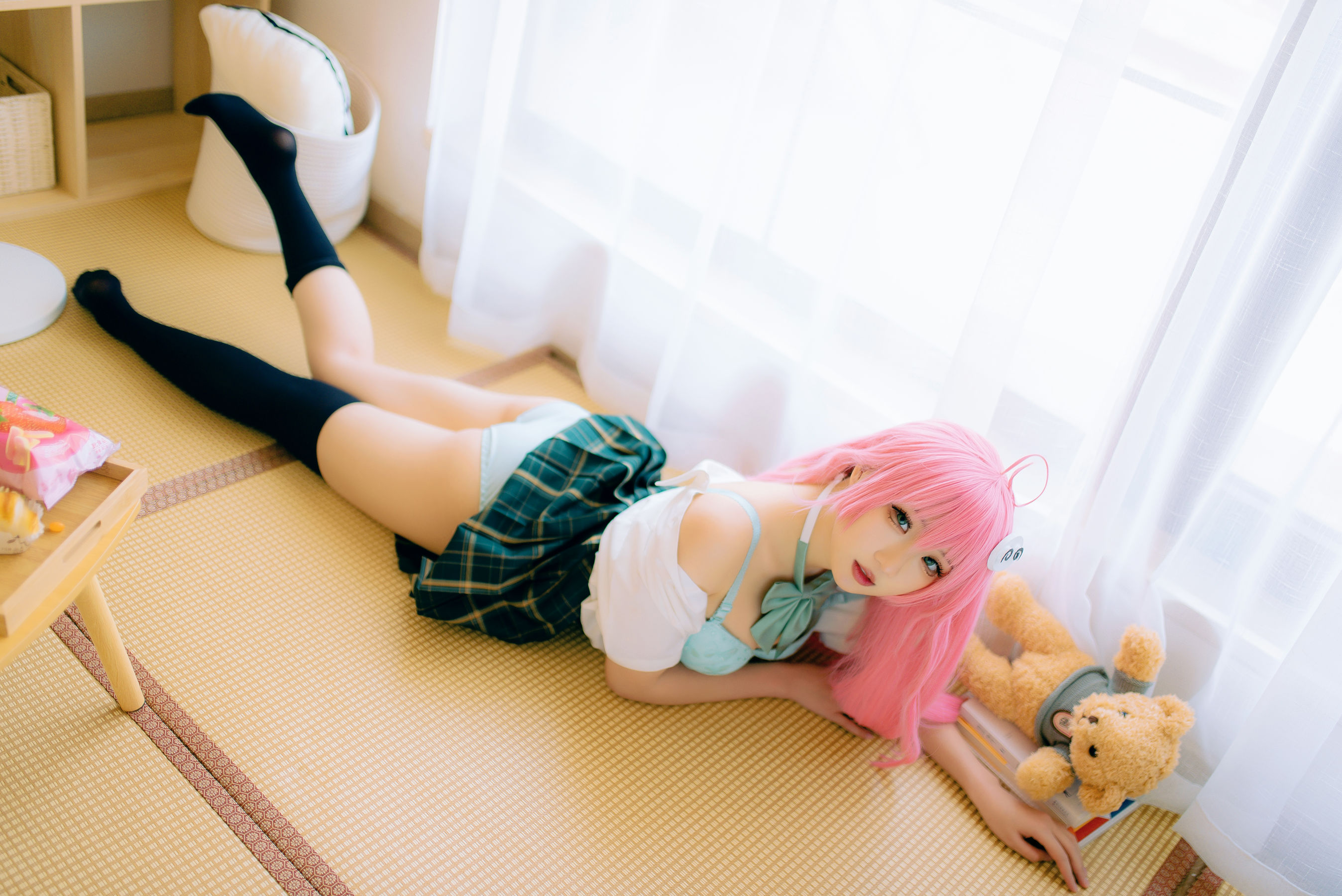 [福利COS] 瓦斯塔亚小龙虾 - 校服