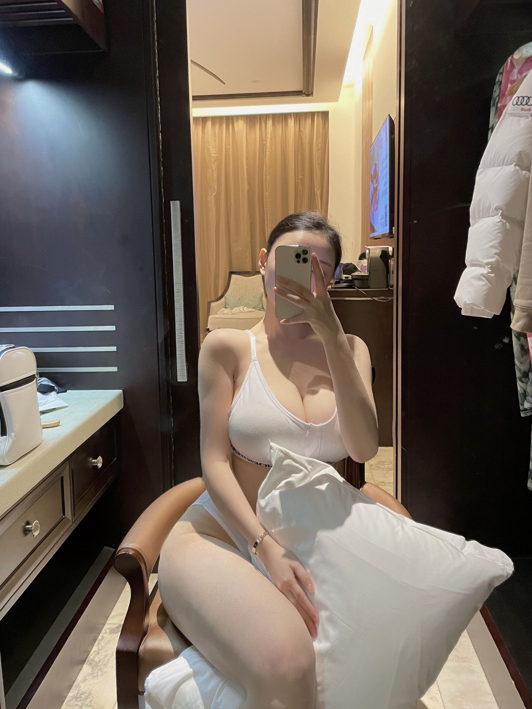 [福利COS] 美臀女神左公子666 微密圈VIP付费私拍美照合集2